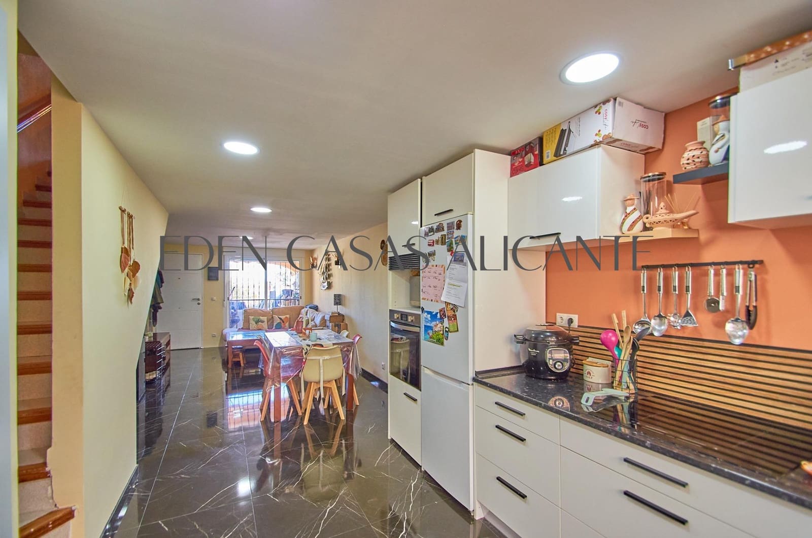 Adosado de 3 habitaciones en El Campello en venta con piscina - 219.000 € (Ref: 9741859)