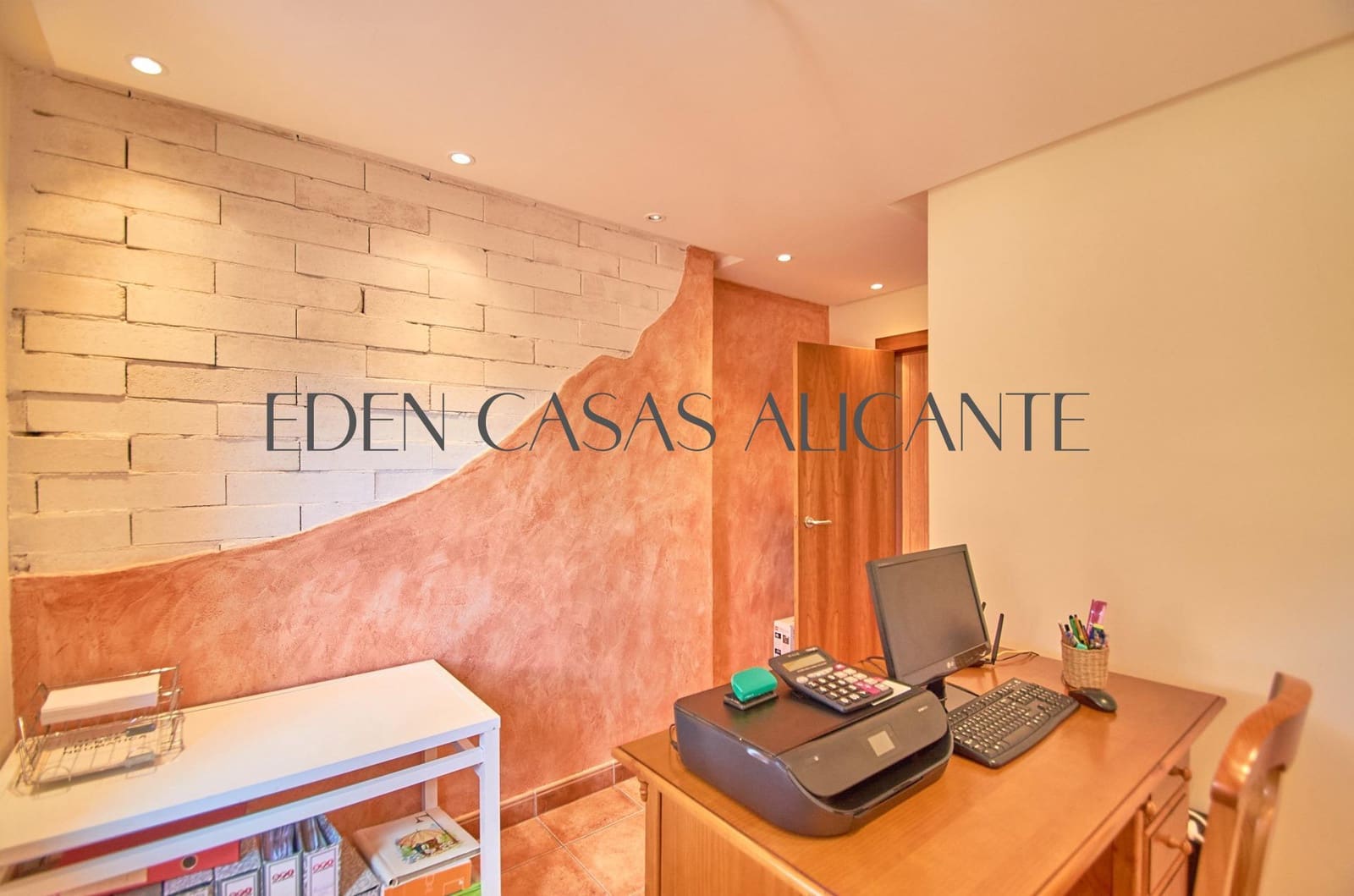 4 slaapkamer Villa te koop in Busot met zwembad garage - € 495.000 (Ref: 9752188)