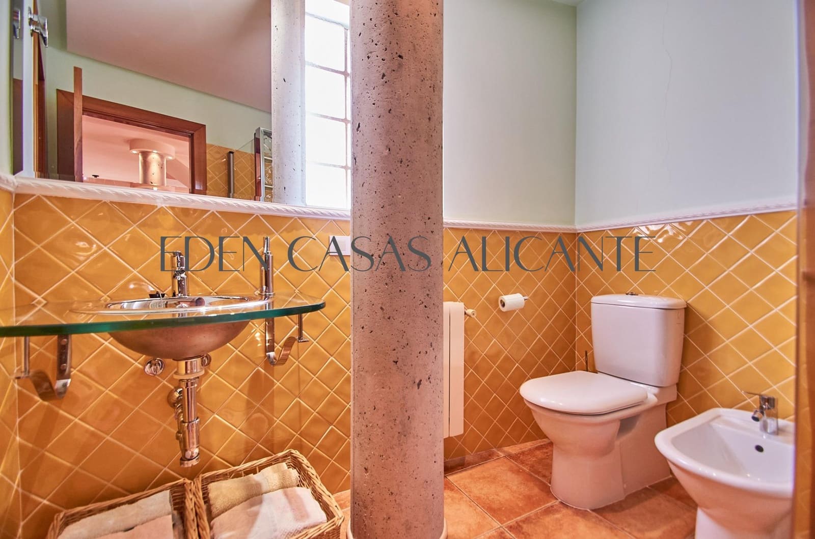 4 slaapkamer Villa te koop in Busot met zwembad garage - € 495.000 (Ref: 9752188)