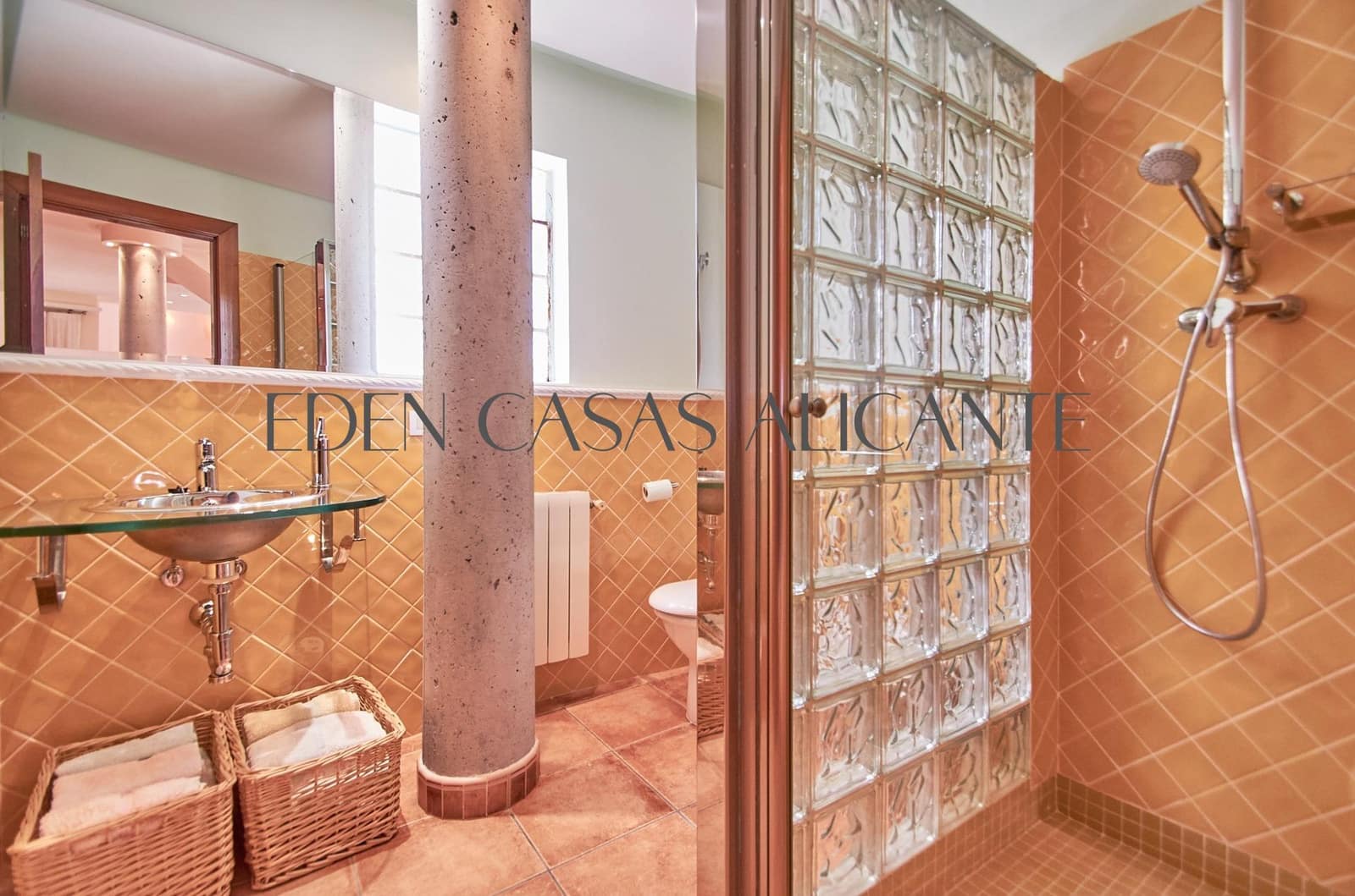 4 slaapkamer Villa te koop in Busot met zwembad garage - € 495.000 (Ref: 9752188)