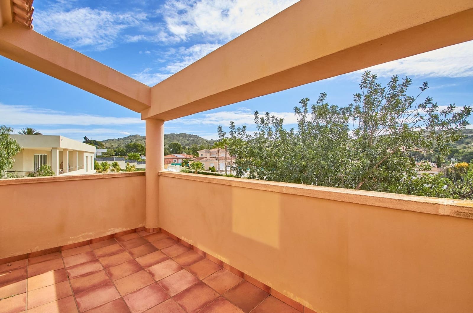 4 slaapkamer Villa te koop in Busot met zwembad garage - € 495.000 (Ref: 9752188)