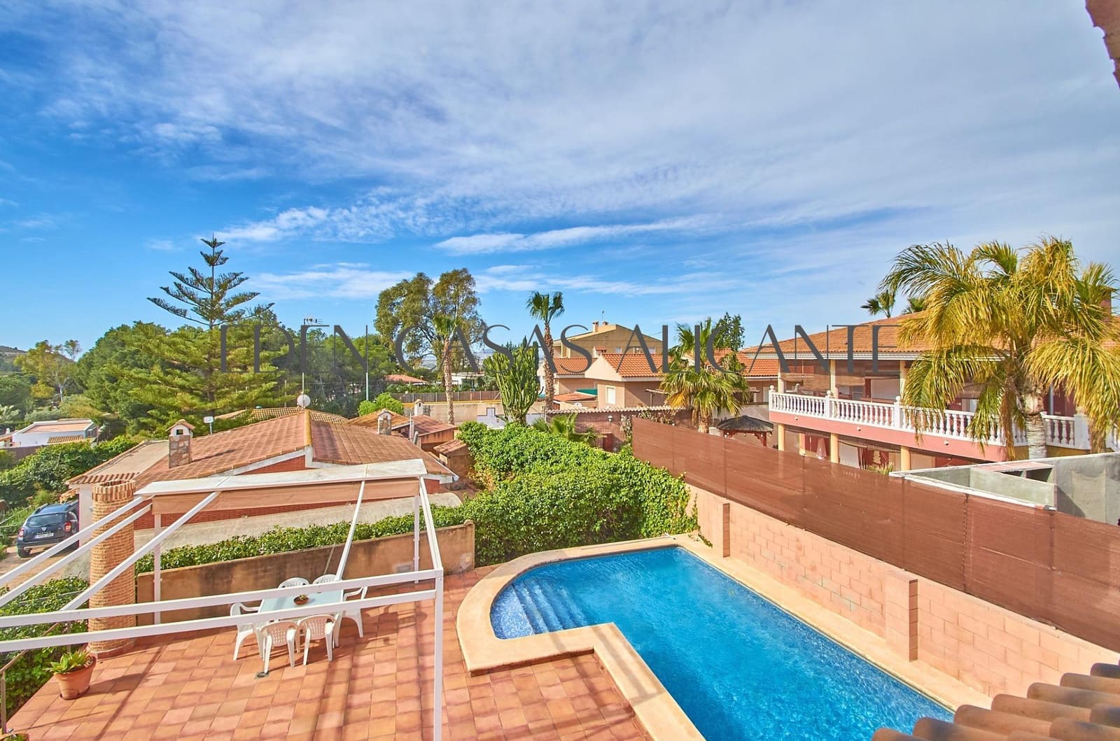 4 slaapkamer Villa te koop in Busot met zwembad garage - € 495.000 (Ref: 9752188)