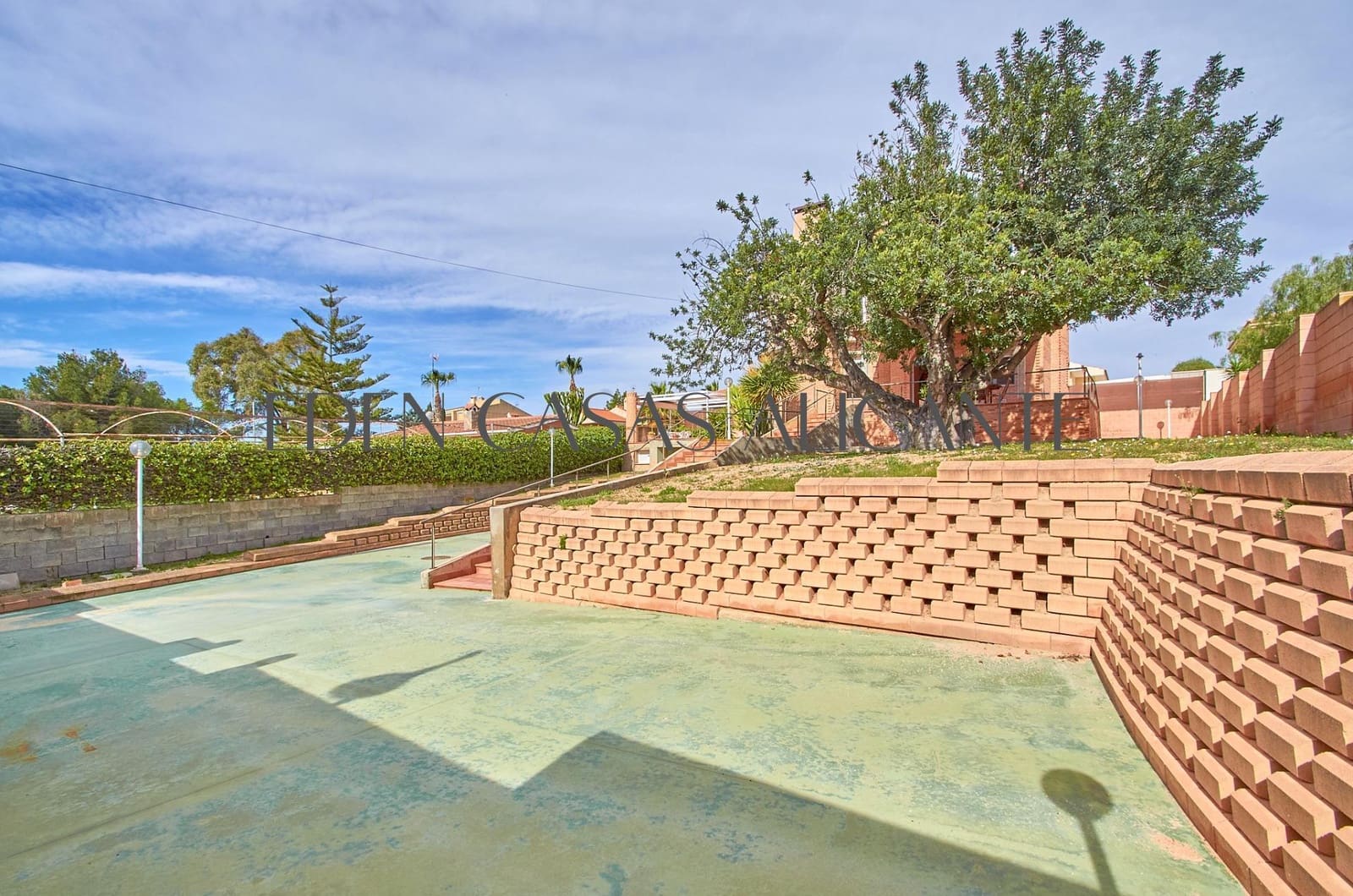 4 slaapkamer Villa te koop in Busot met zwembad garage - € 495.000 (Ref: 9752188)