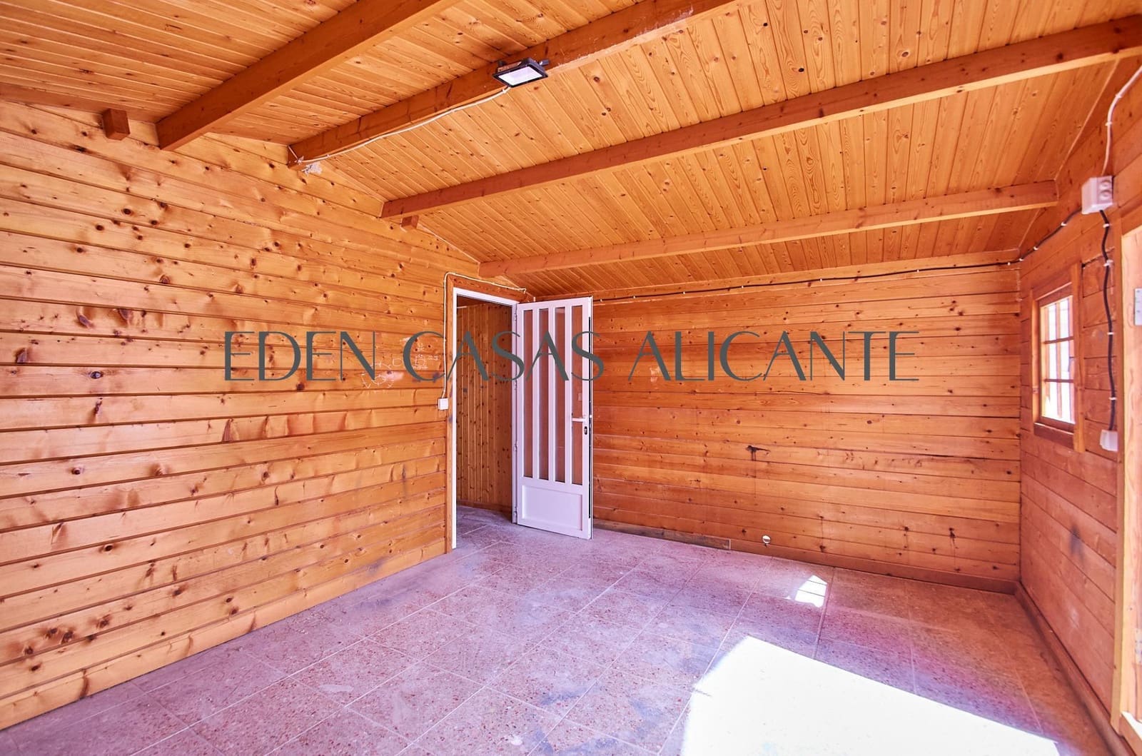 Chalet de 4 habitaciones en Busot en venta con piscina - 495.000 € (Ref: 9780729)