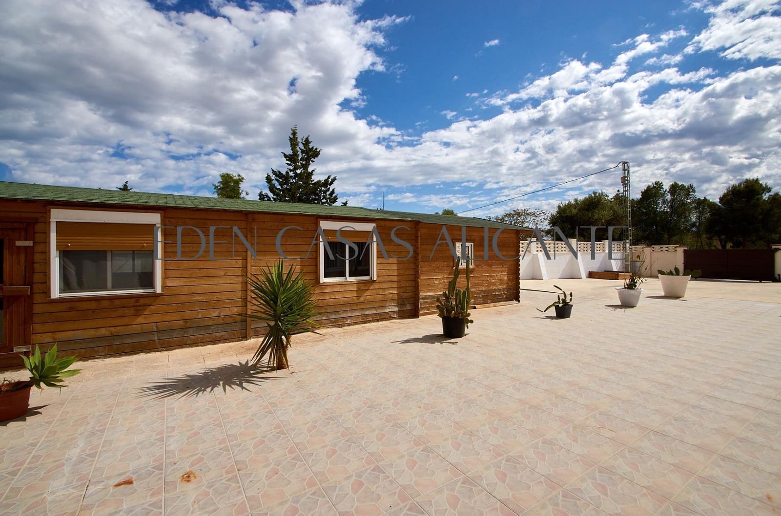 Chalet de 4 habitaciones en Busot en venta con piscina - 495.000 € (Ref: 9780729)