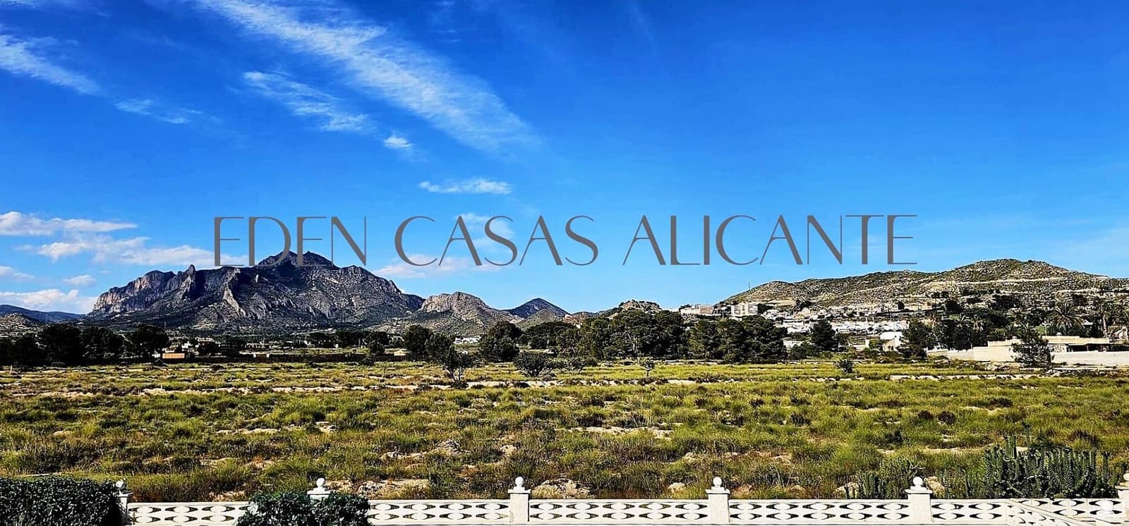 3 bedroom Villa for sale in Busot with pool - € 369,900 (Ref: 9820364)