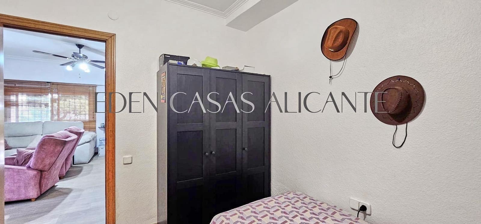 3 bedroom Villa for sale in Busot with pool - € 369,900 (Ref: 9820364)