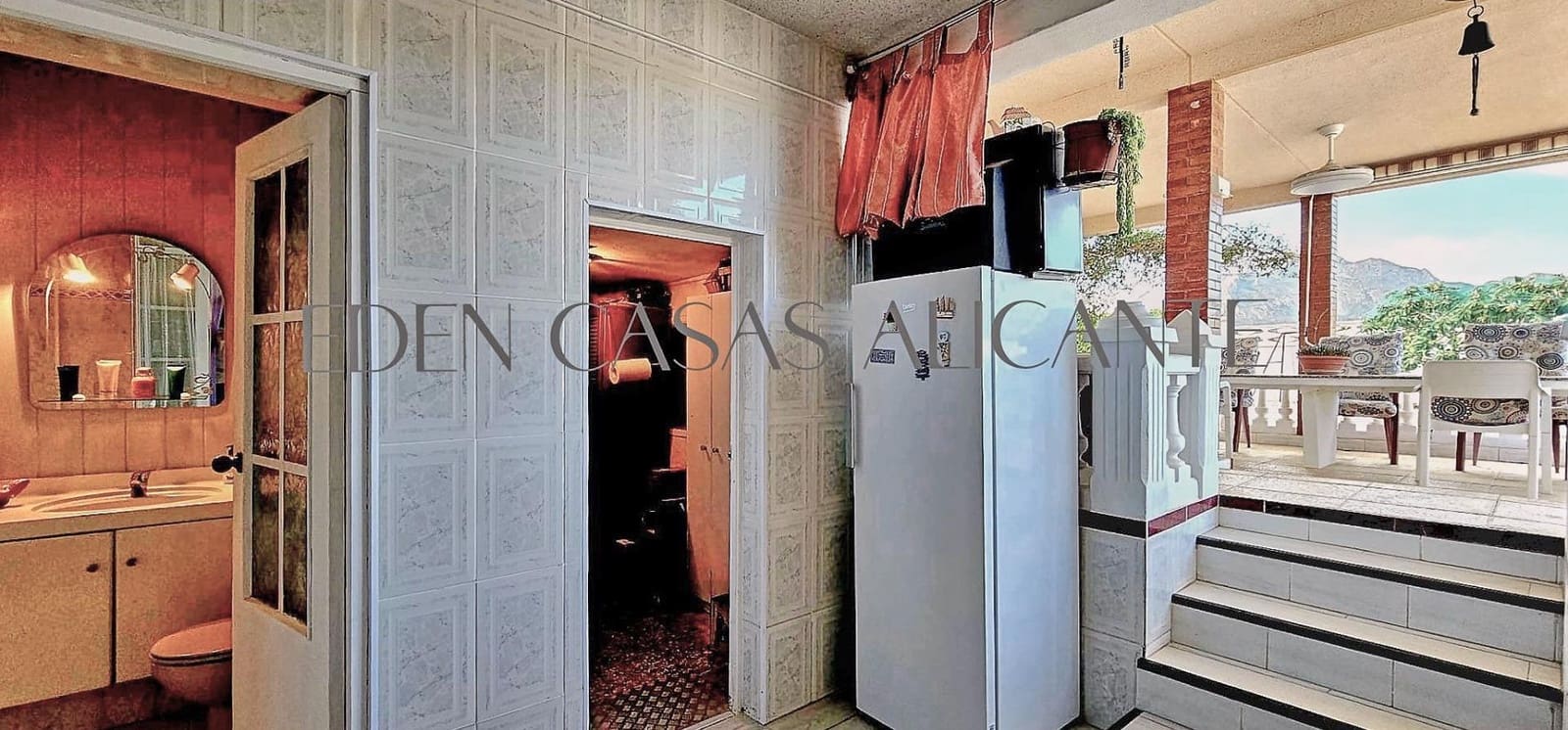 3 bedroom Villa for sale in Busot with pool - € 369,900 (Ref: 9820364)