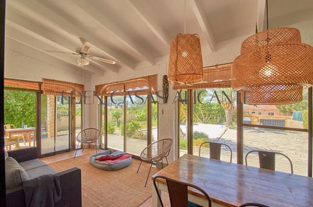 3 Zimmer Villa zu verkaufen in Busot mit Pool Garage - 425.000 € (Ref: 9820365)