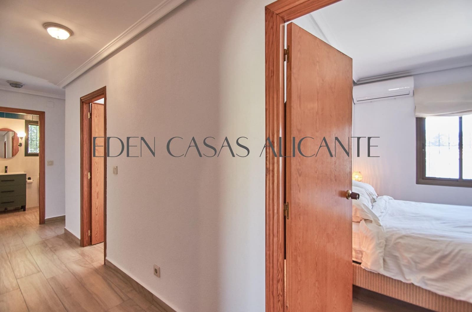 3 camera da letto Villa in vendita in Busot con piscina garage - 415.000 € (Rif: 9820365)