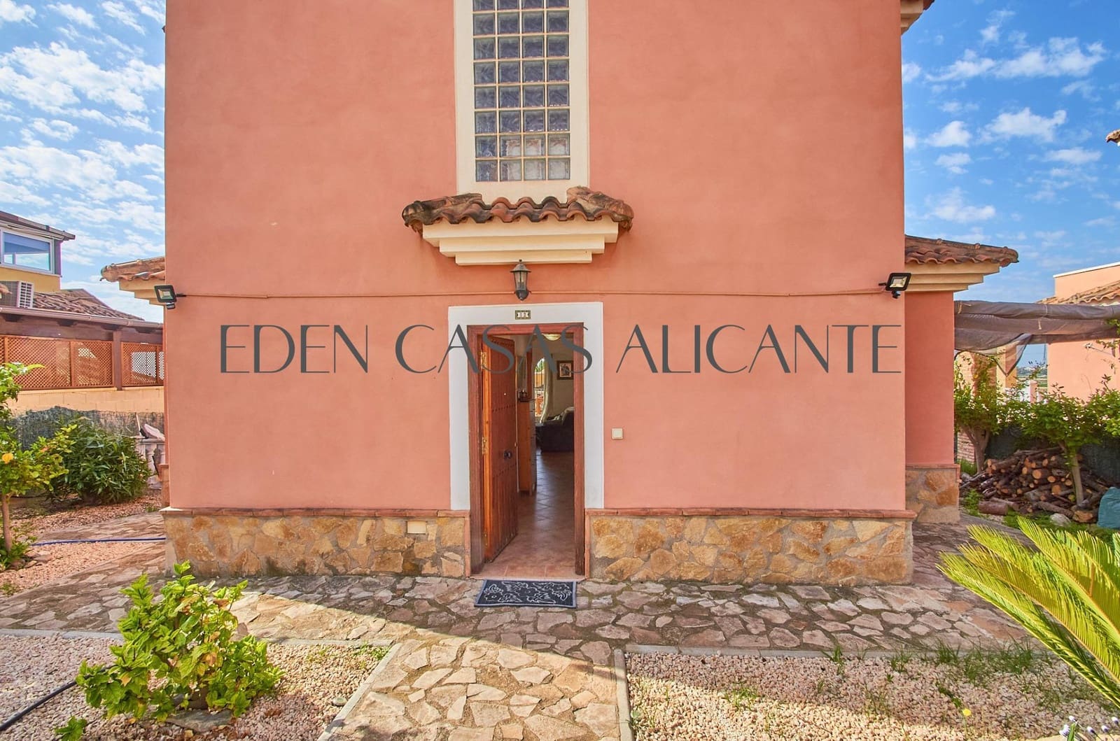 3 bedroom Villa for sale in Muchamiel / Mutxamel with pool - € 355,000 (Ref: 9822747)