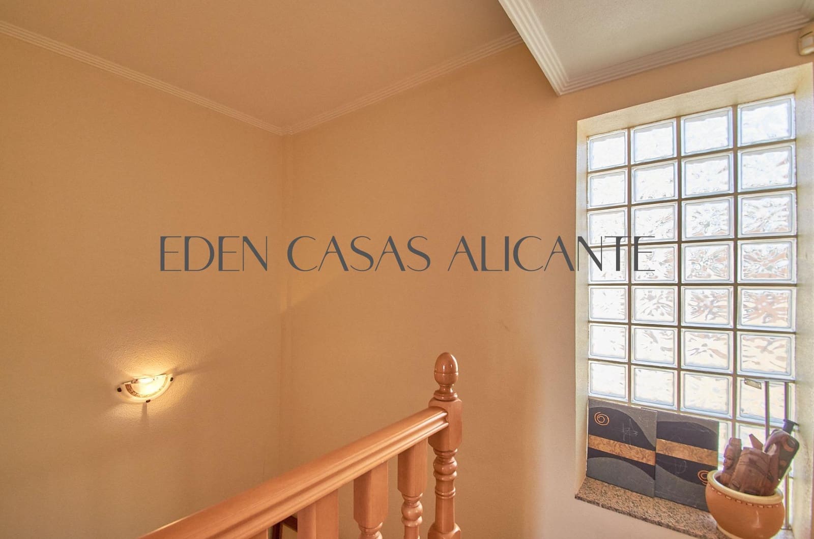 3 bedroom Villa for sale in Muchamiel / Mutxamel with pool - € 355,000 (Ref: 9822747)