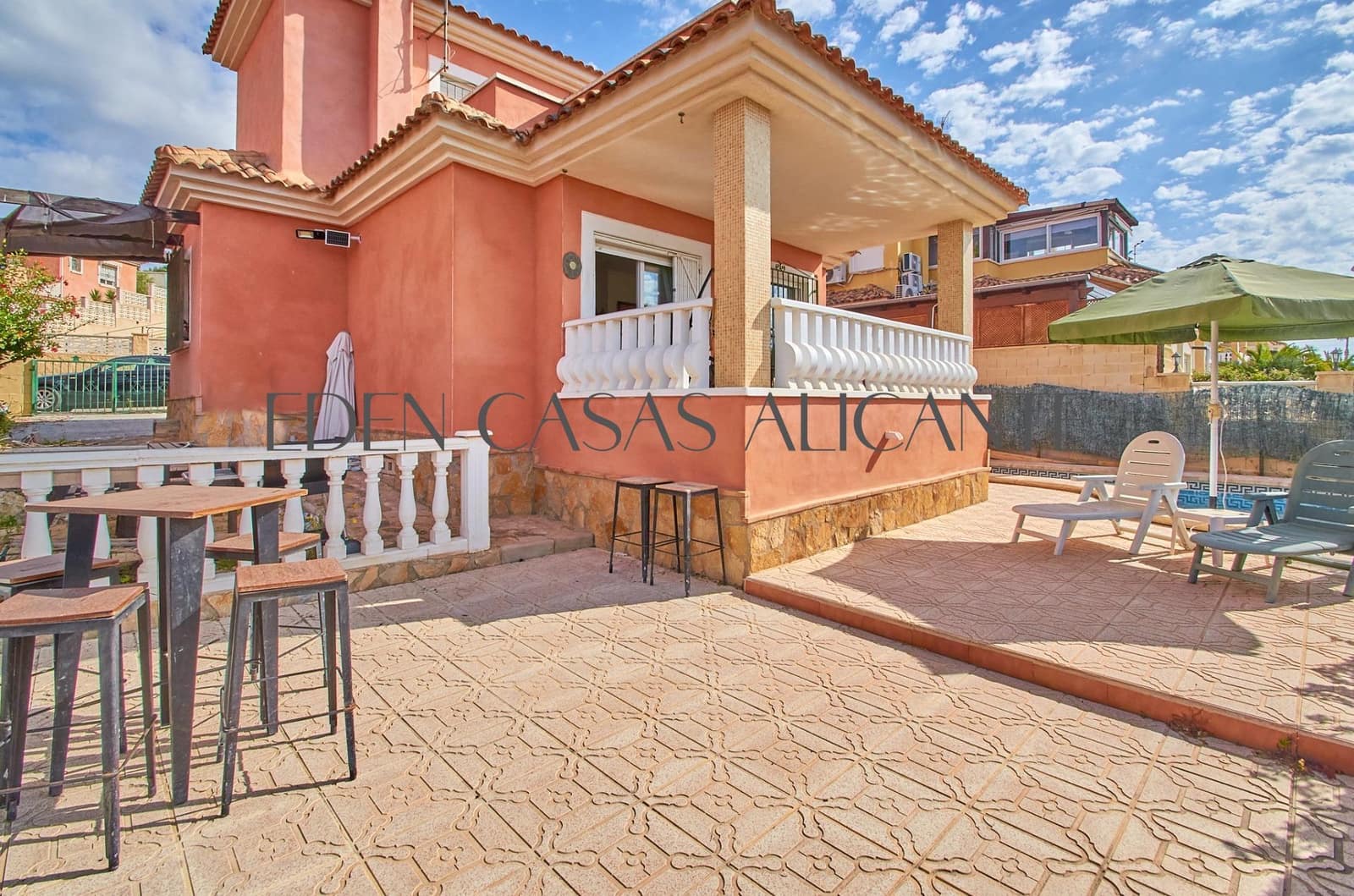 3 bedroom Villa for sale in Muchamiel / Mutxamel with pool - € 355,000 (Ref: 9822747)