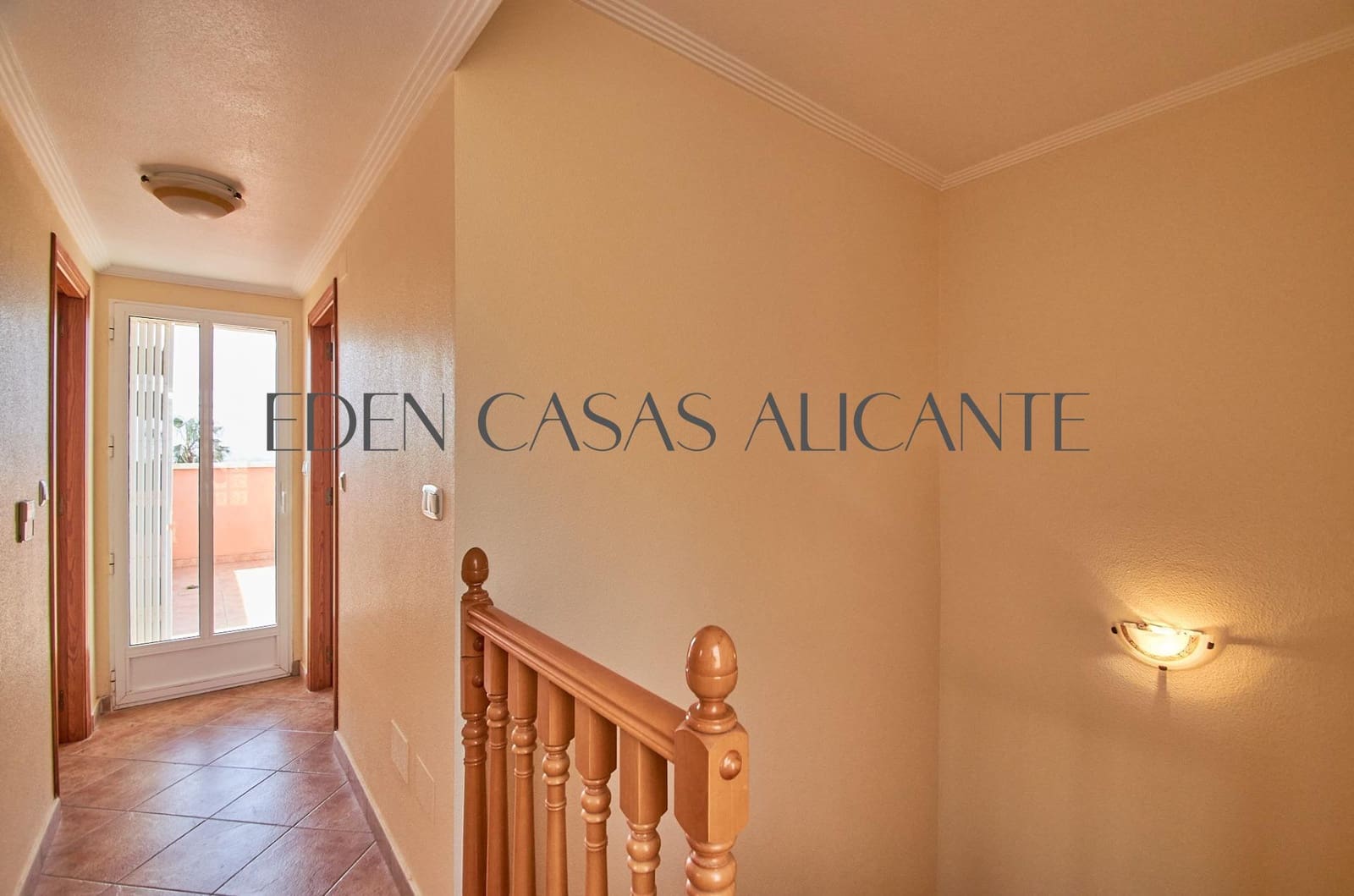 3 bedroom Villa for sale in Muchamiel / Mutxamel with pool - € 355,000 (Ref: 9822747)
