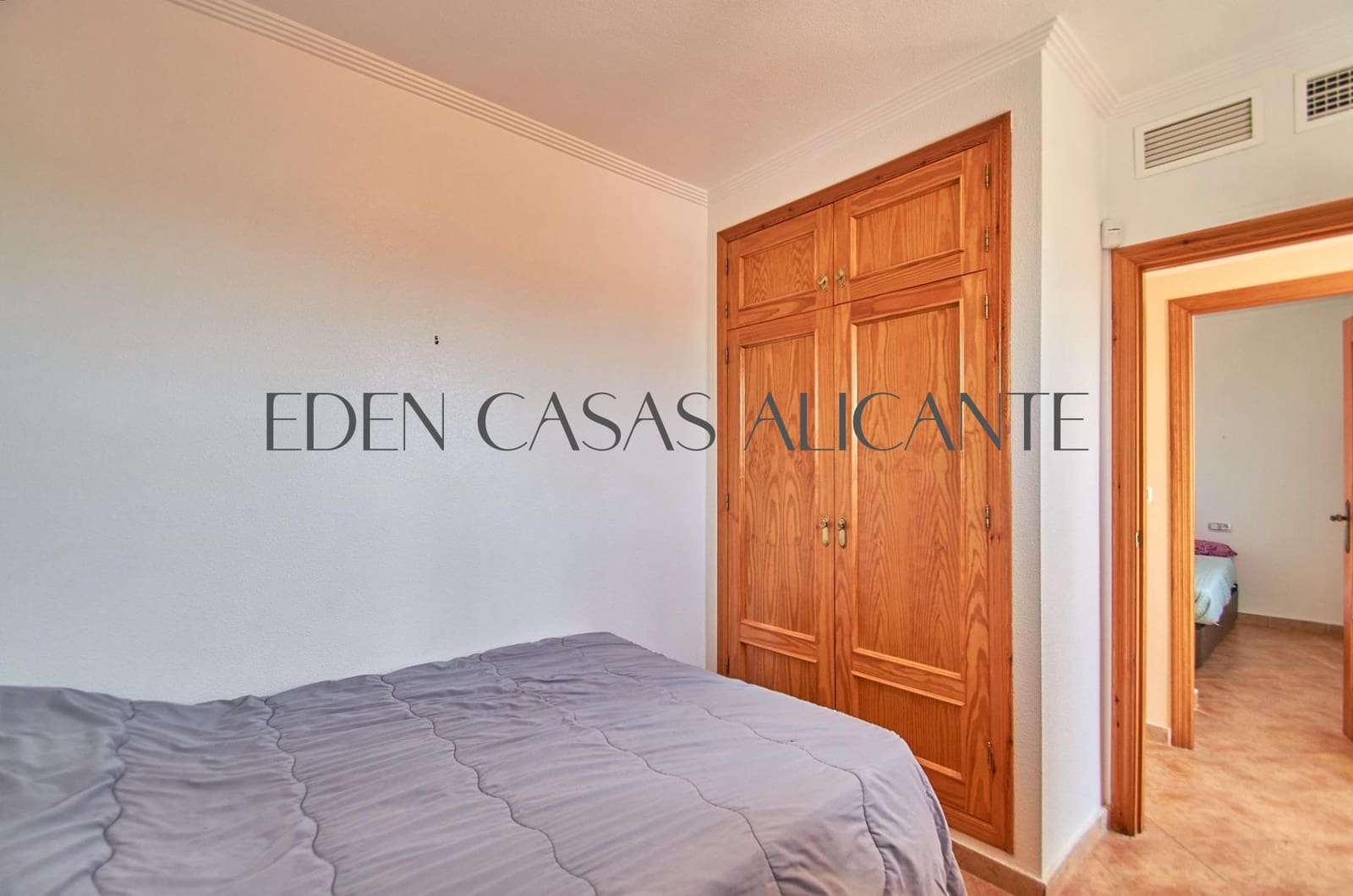 3 bedroom Villa for sale in Muchamiel / Mutxamel with pool - € 355,000 (Ref: 9822747)