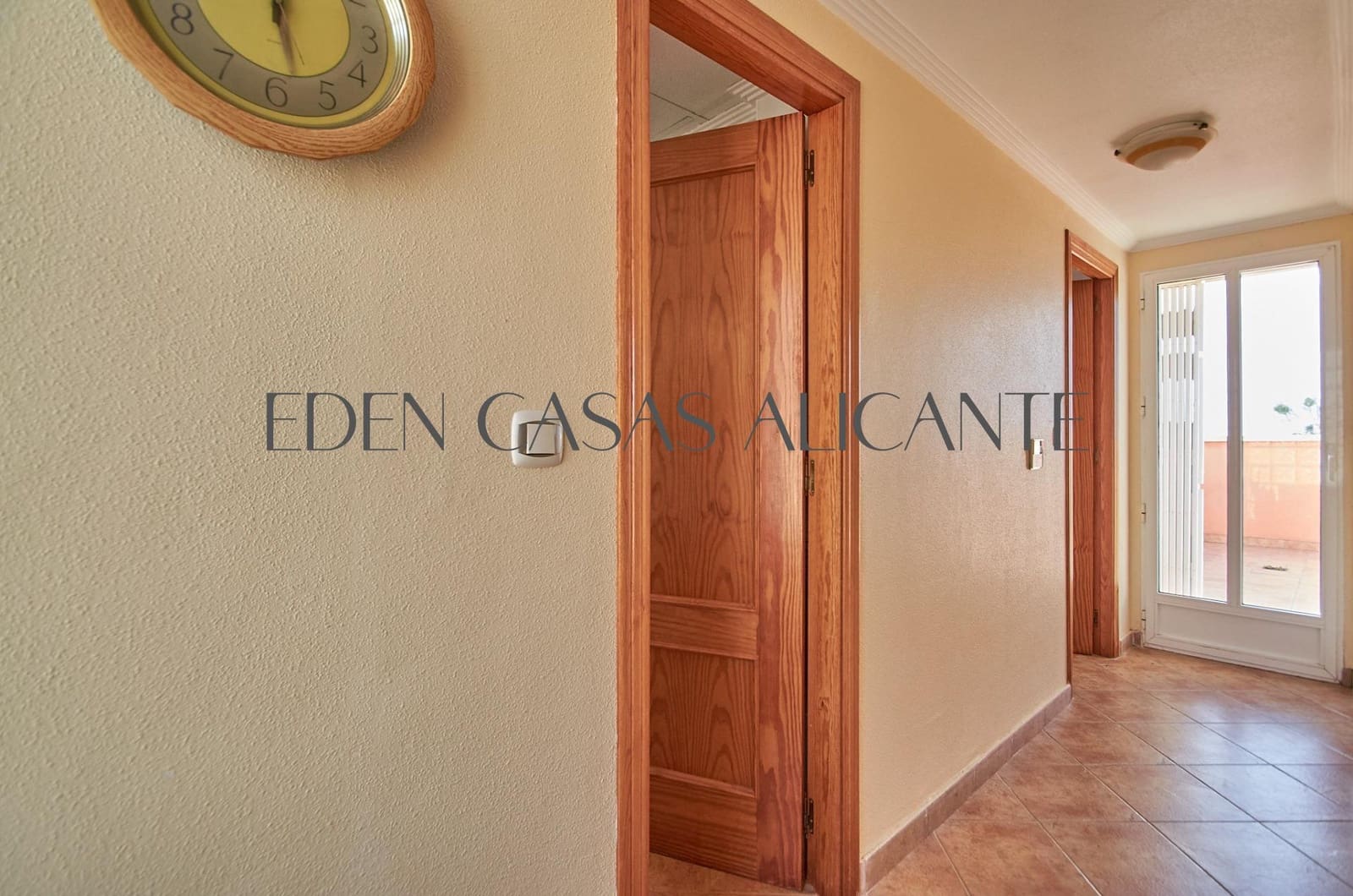 3 bedroom Villa for sale in Muchamiel / Mutxamel with pool - € 355,000 (Ref: 9822747)