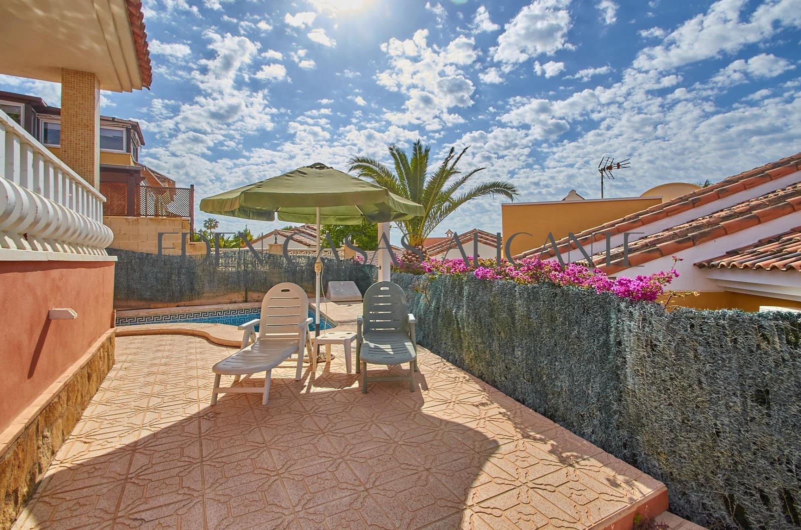 3 bedroom Villa for sale in Muchamiel / Mutxamel with pool - € 355,000 (Ref: 9822747)