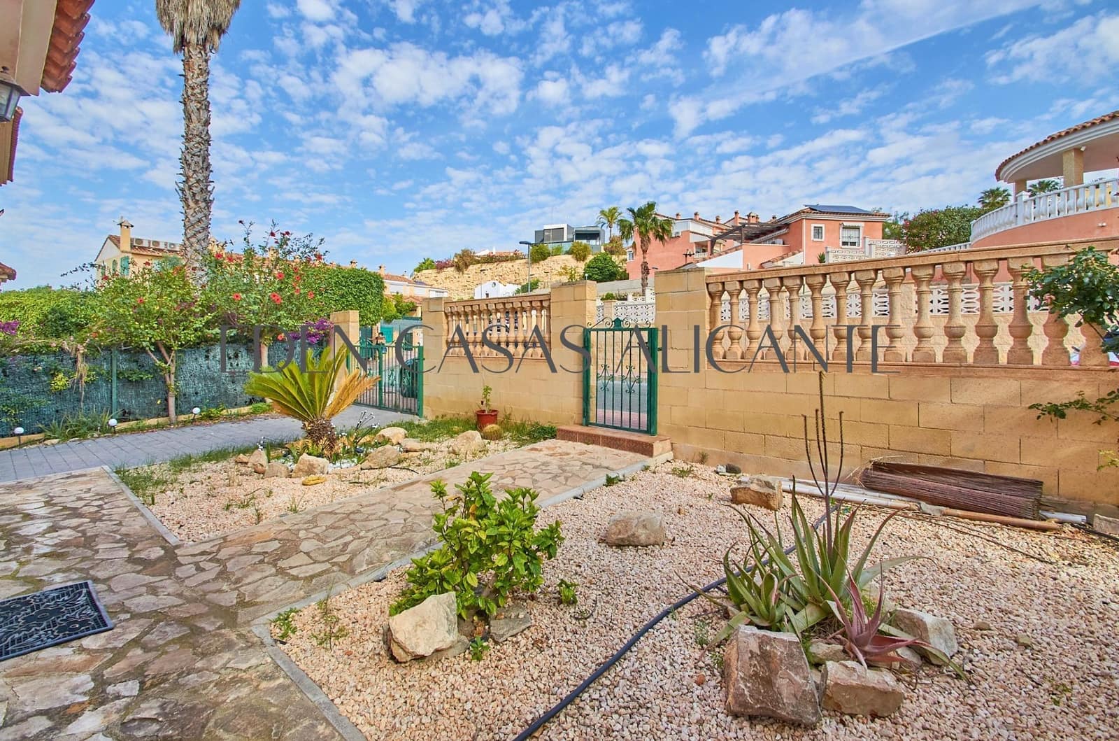 3 bedroom Villa for sale in Muchamiel / Mutxamel with pool - € 355,000 (Ref: 9822747)