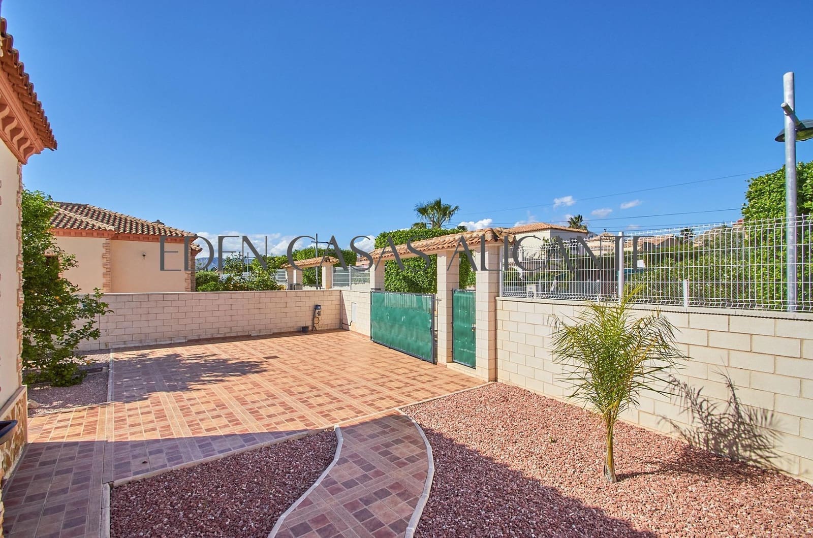 3 soverom Villa til salgs i Busot med svømmebasseng - € 498 000 (Ref: 9843698)