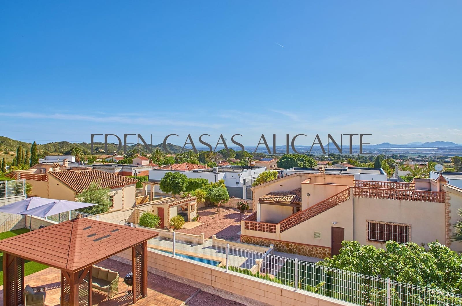 3 soverom Villa til salgs i Busot med svømmebasseng - € 498 000 (Ref: 9843698)