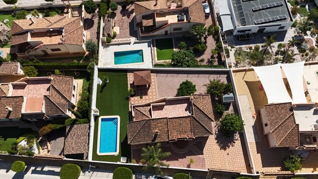 3 sypialnia Willa na sprzedaż w Busot z basenem - 498 000 € (Ref: 9843698)