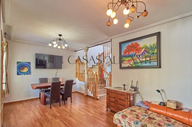 4 slaapkamer Halfvrijstaande villa te koop in Muchamiel / Mutxamel met zwembad - € 343.000 (Ref: 9846587)