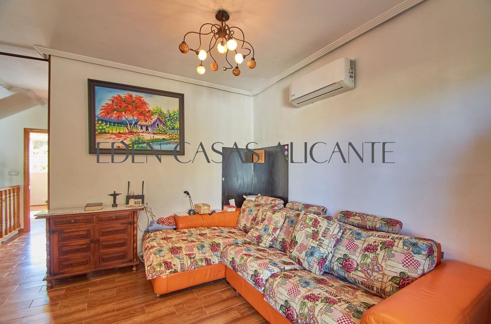 4 bedroom Semi-detached Villa for sale in Muchamiel / Mutxamel with pool - € 343,000 (Ref: 9846587)