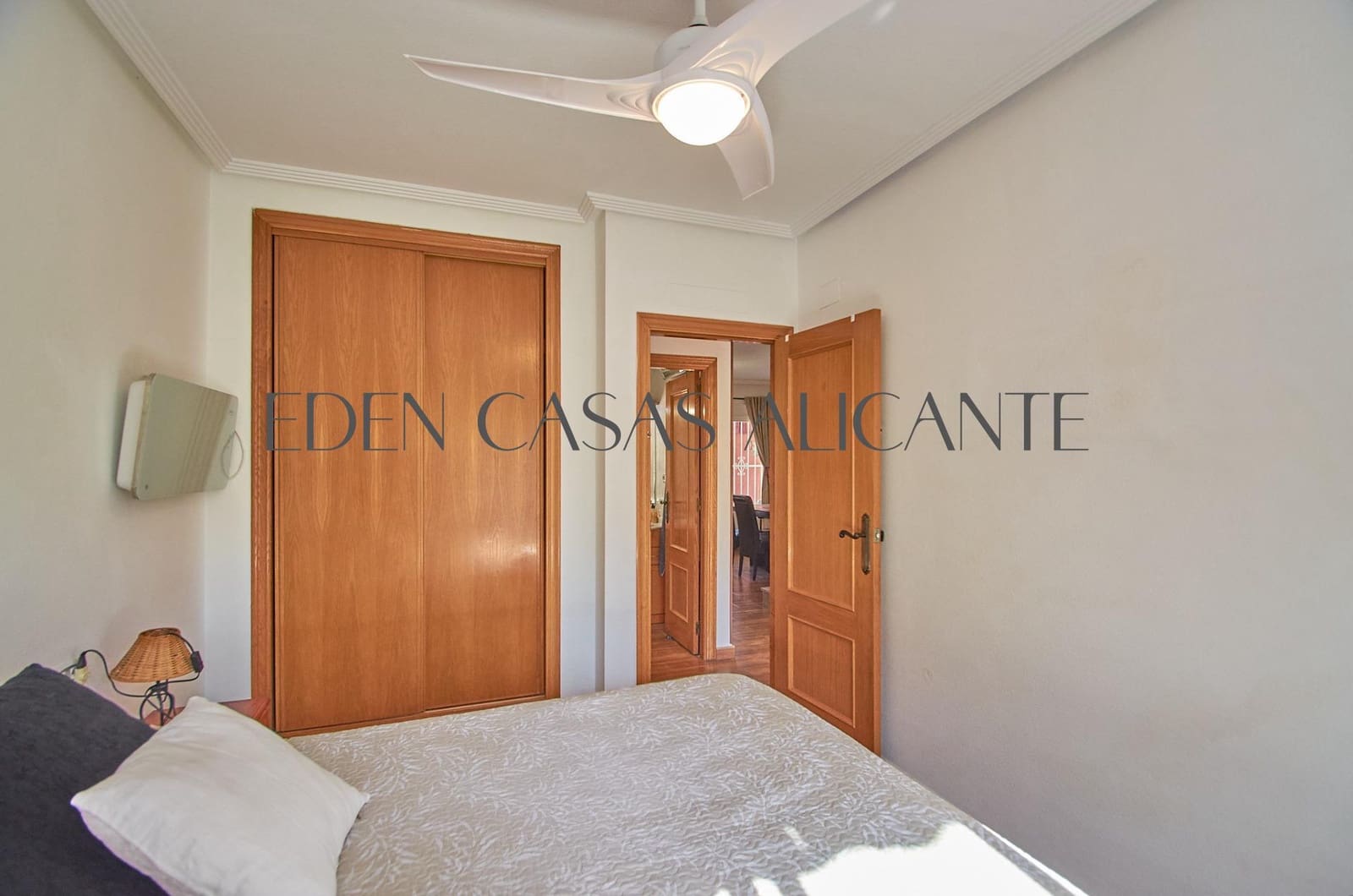 4 bedroom Semi-detached Villa for sale in Muchamiel / Mutxamel with pool - € 343,000 (Ref: 9846587)