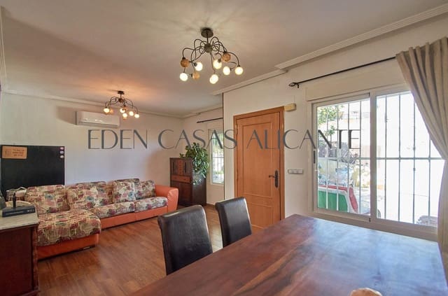 4 slaapkamer Halfvrijstaande villa te koop in Muchamiel / Mutxamel met zwembad - € 343.000 (Ref: 9846587)
