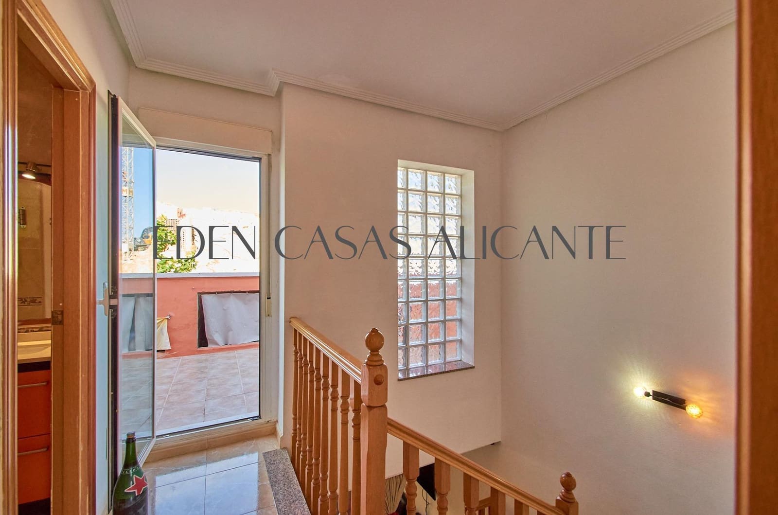 4 bedroom Semi-detached Villa for sale in Muchamiel / Mutxamel with pool - € 343,000 (Ref: 9846587)