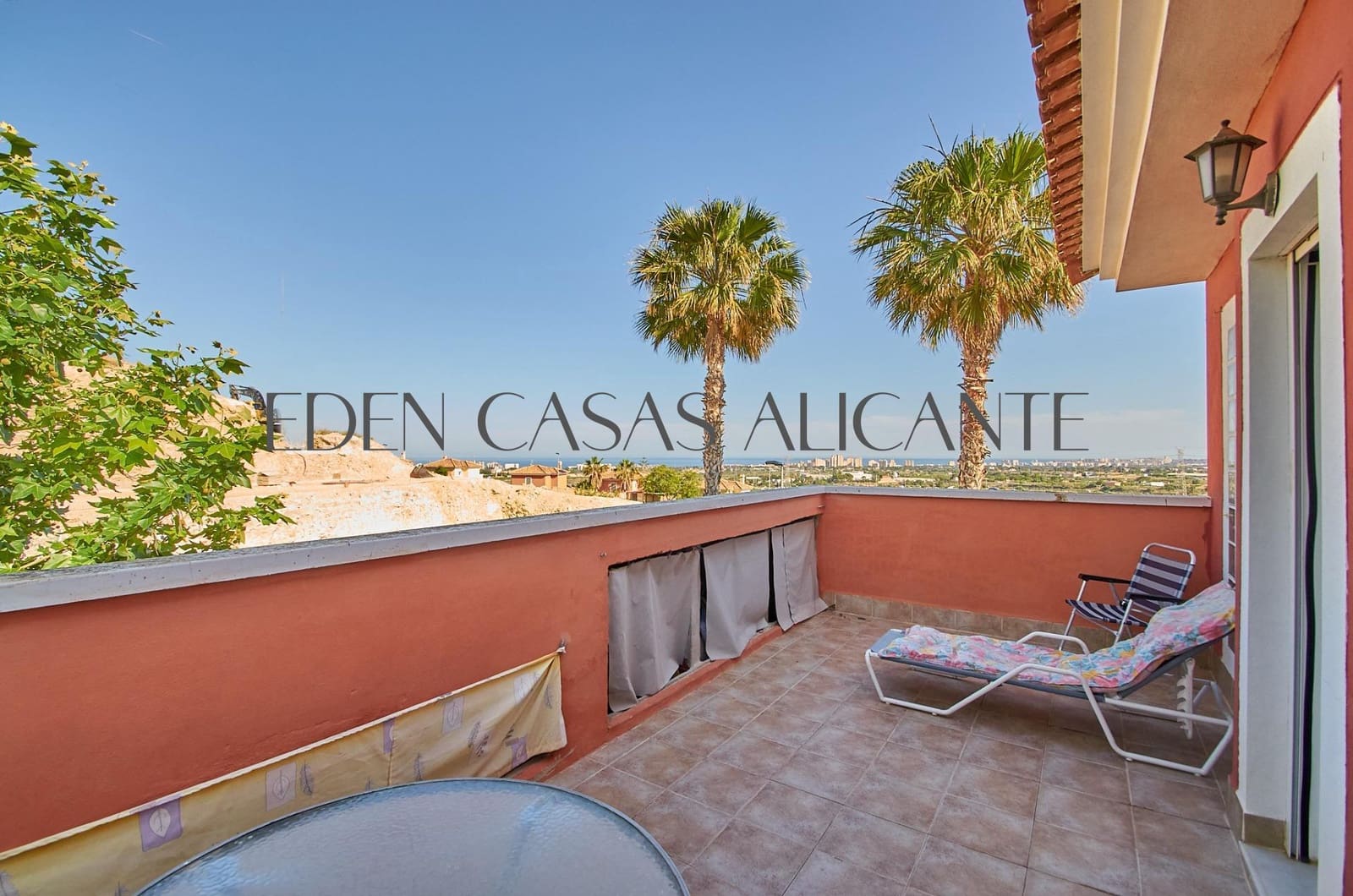 4 bedroom Semi-detached Villa for sale in Muchamiel / Mutxamel with pool - € 343,000 (Ref: 9846587)