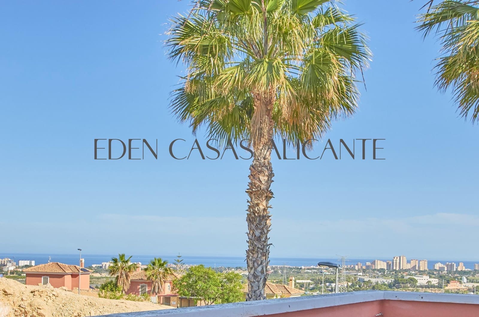4 bedroom Semi-detached Villa for sale in Muchamiel / Mutxamel with pool - € 343,000 (Ref: 9846587)