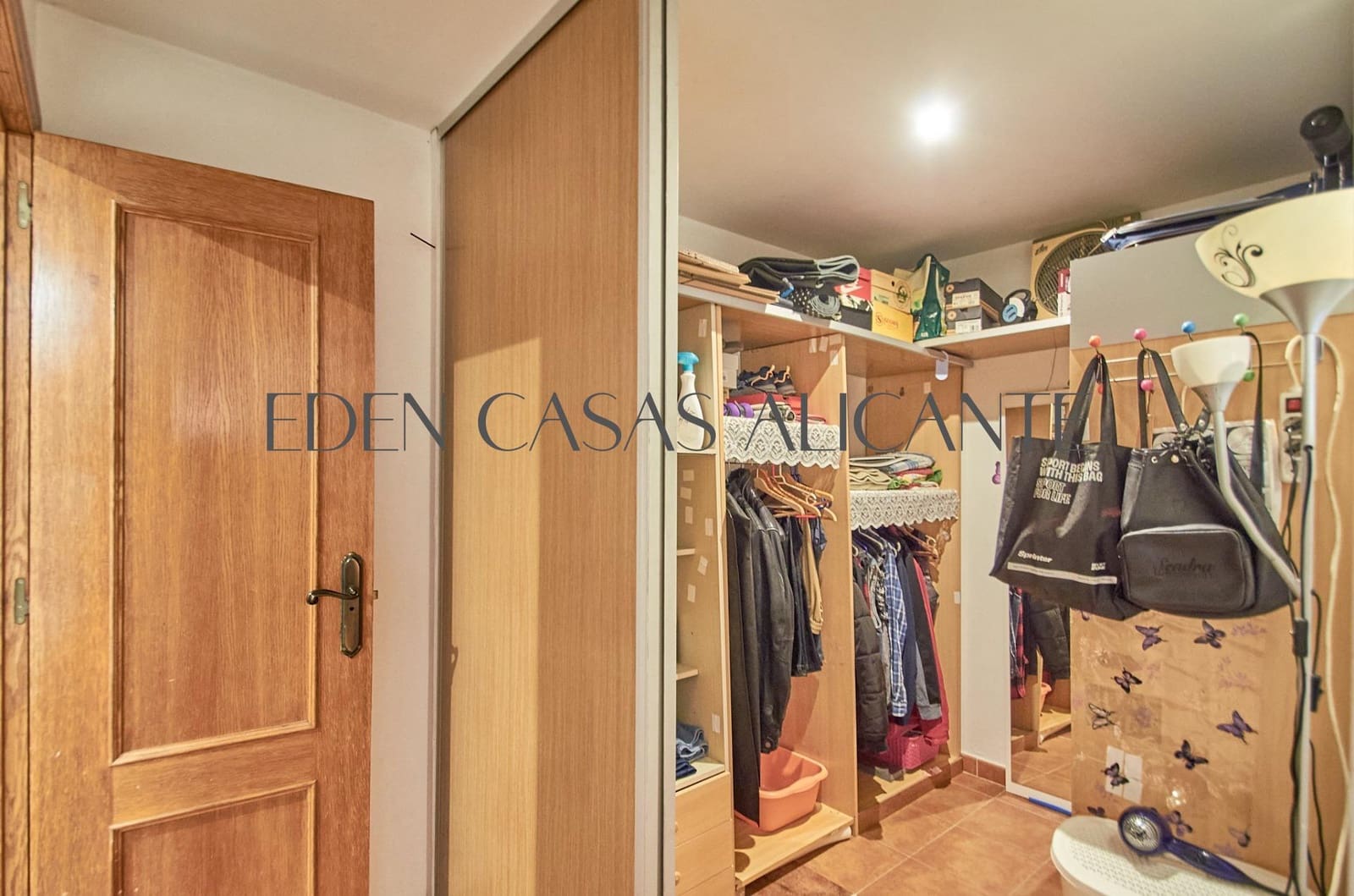 4 bedroom Semi-detached Villa for sale in Muchamiel / Mutxamel with pool - € 343,000 (Ref: 9846587)