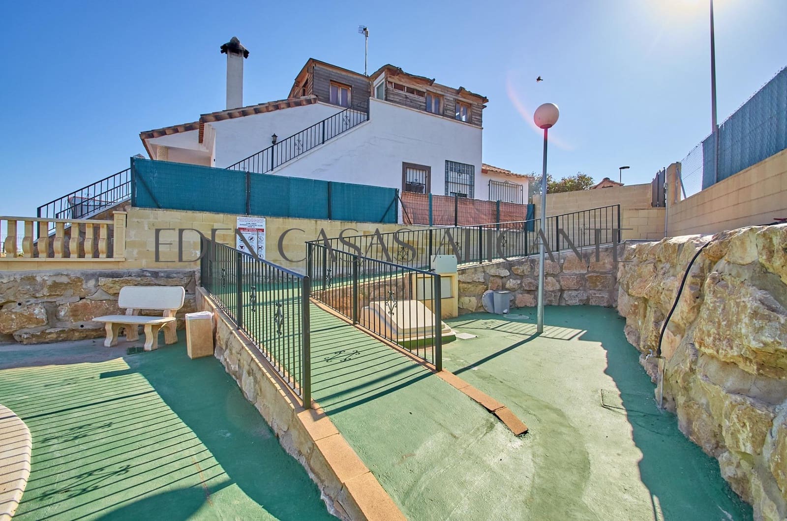 4 bedroom Semi-detached Villa for sale in Muchamiel / Mutxamel with pool - € 343,000 (Ref: 9846587)