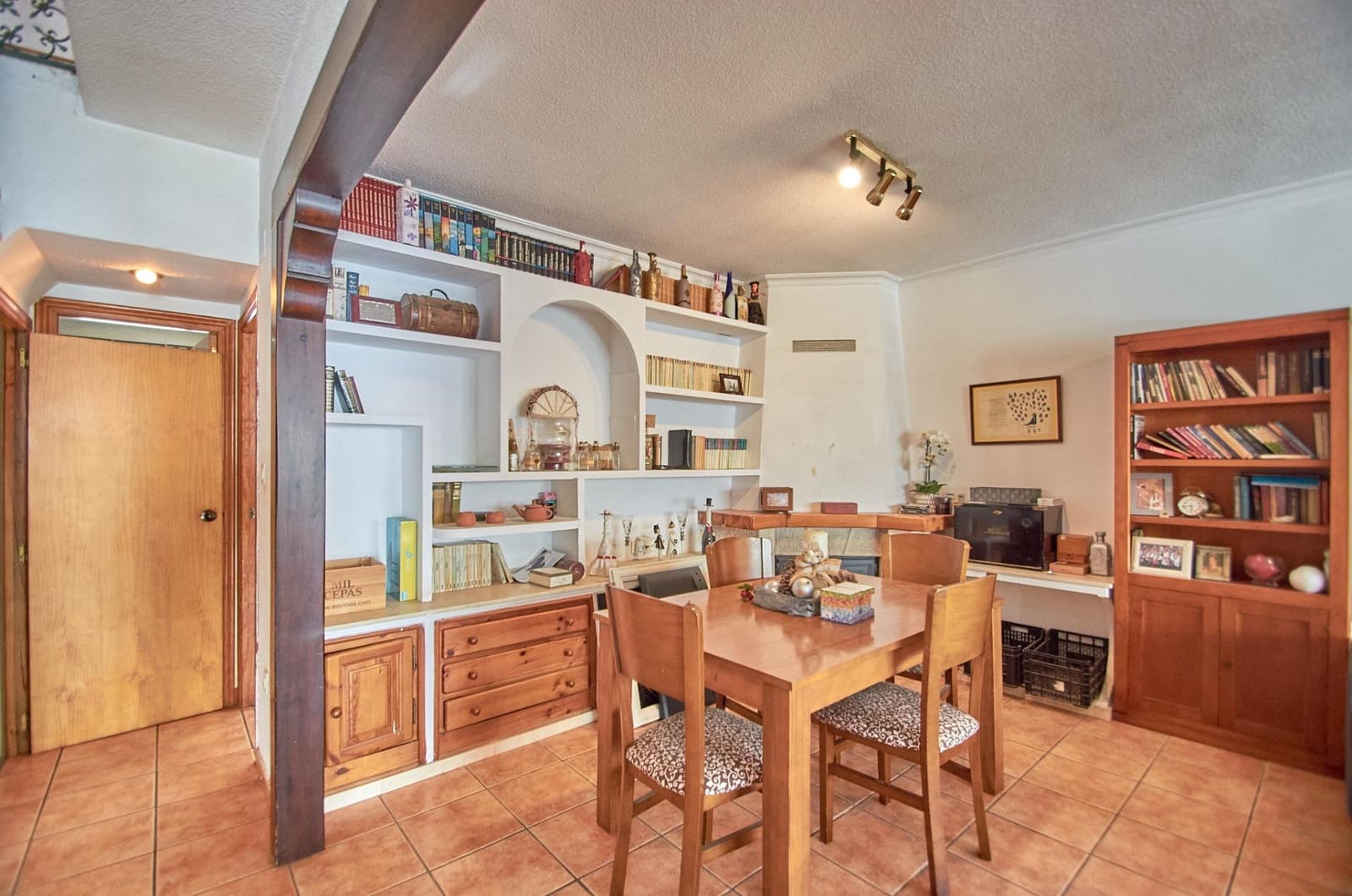 4 sypialnia Willa na sprzedaż w El Campello z garażem - 332 000 € (Ref: 9857656)