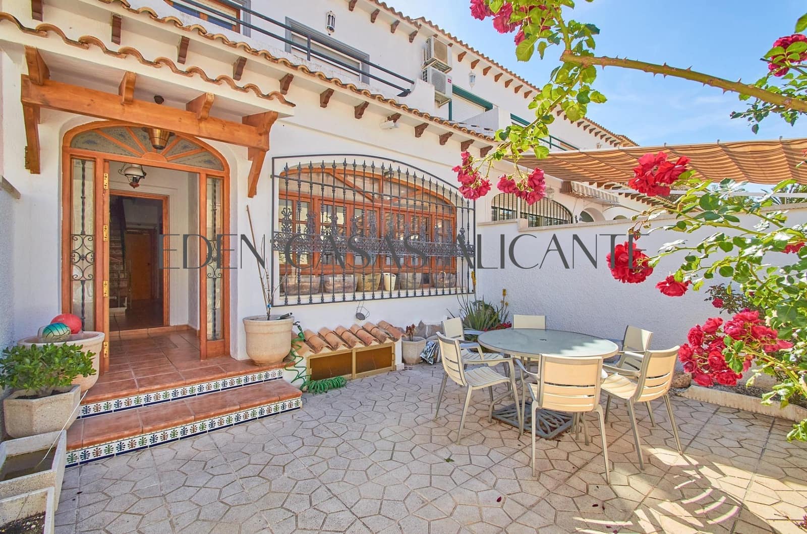 4 sypialnia Willa na sprzedaż w El Campello z garażem - 332 000 € (Ref: 9857656)