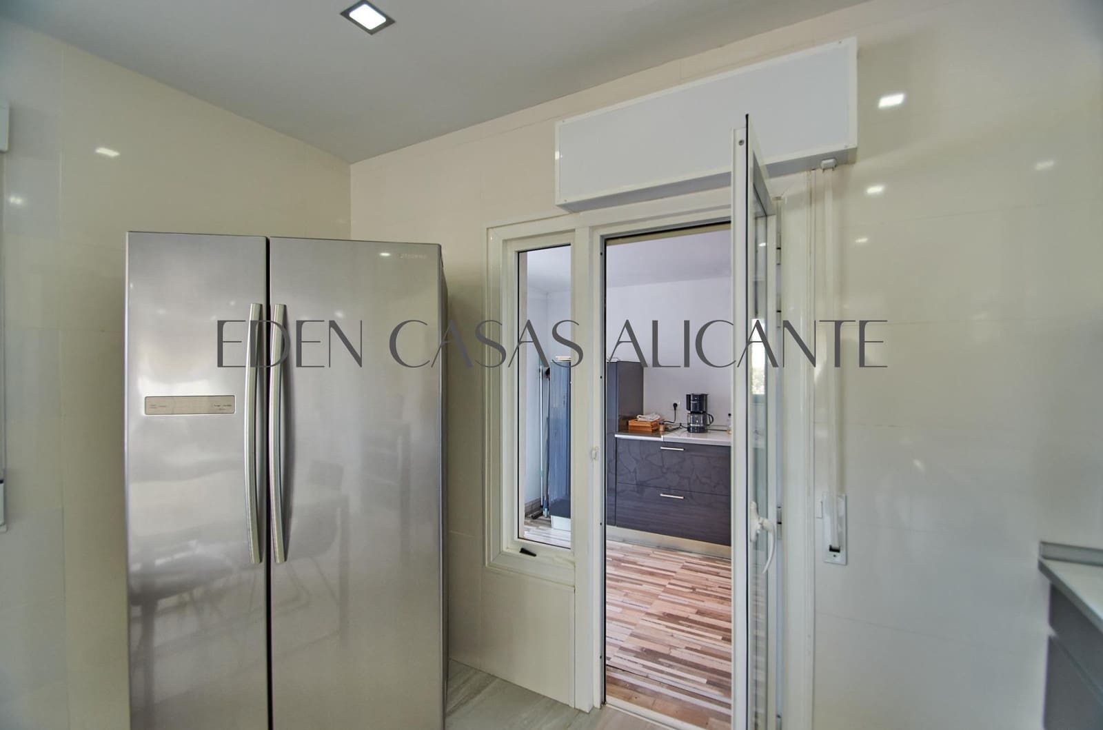 4 quarto Moradia para venda em Busot com piscina garagem - 450 000 € (Ref: 9867124)