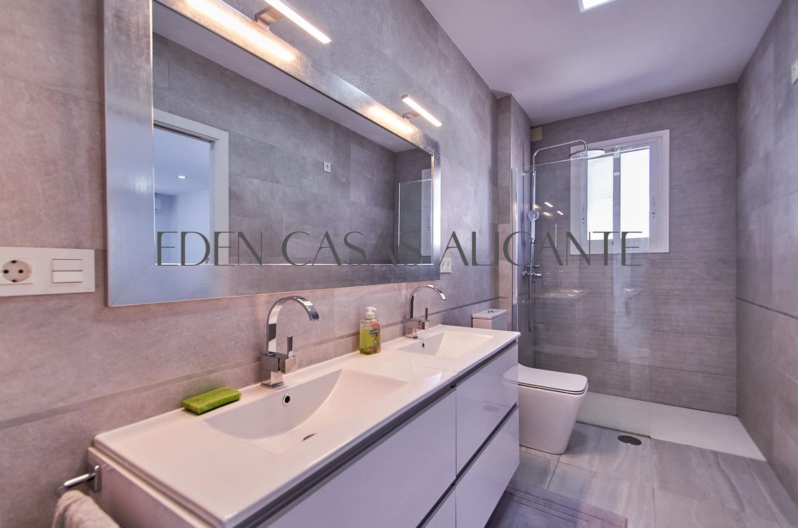 4 quarto Moradia para venda em Busot com piscina garagem - 450 000 € (Ref: 9867124)
