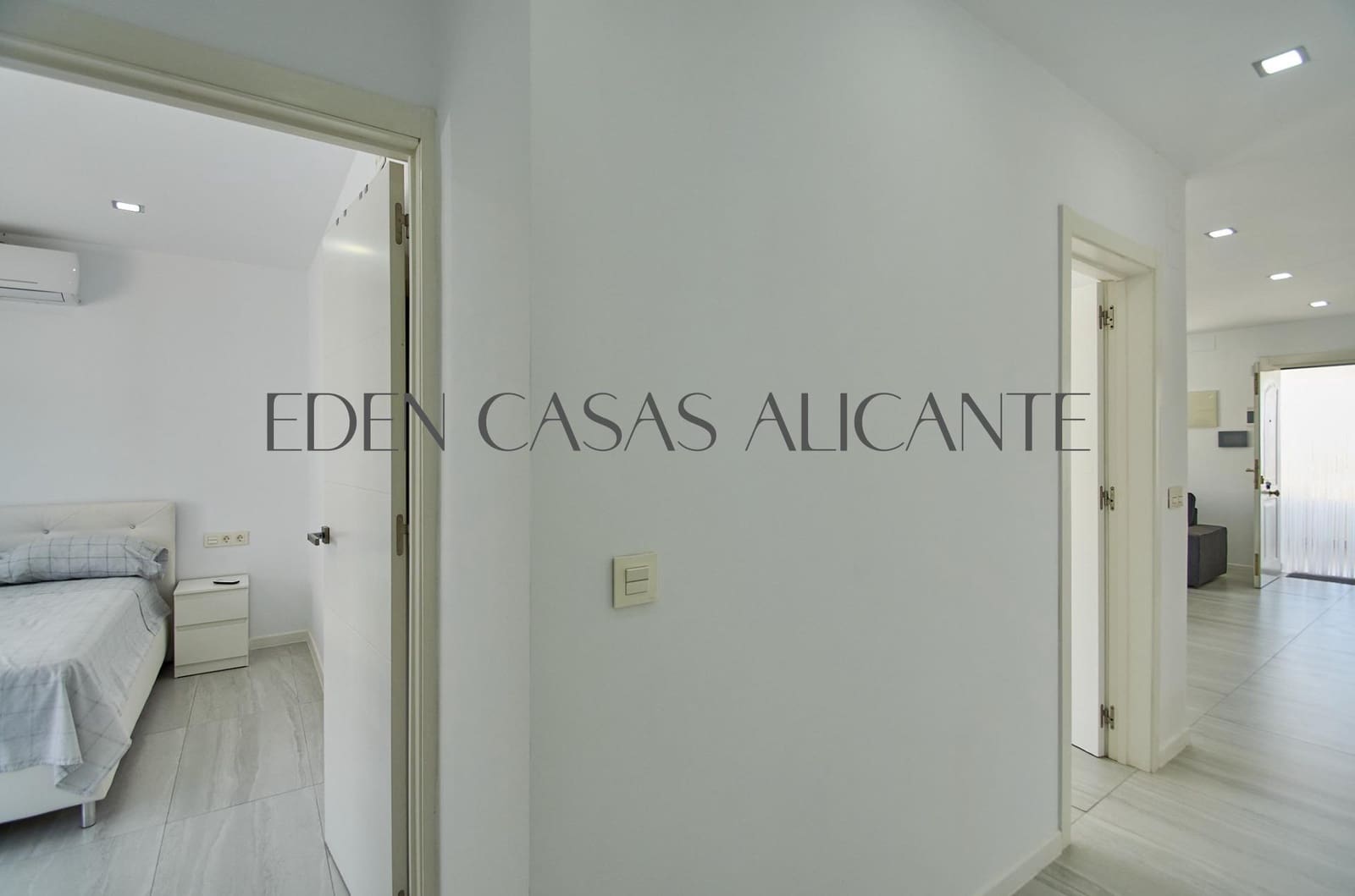 4 quarto Moradia para venda em Busot com piscina garagem - 450 000 € (Ref: 9867124)