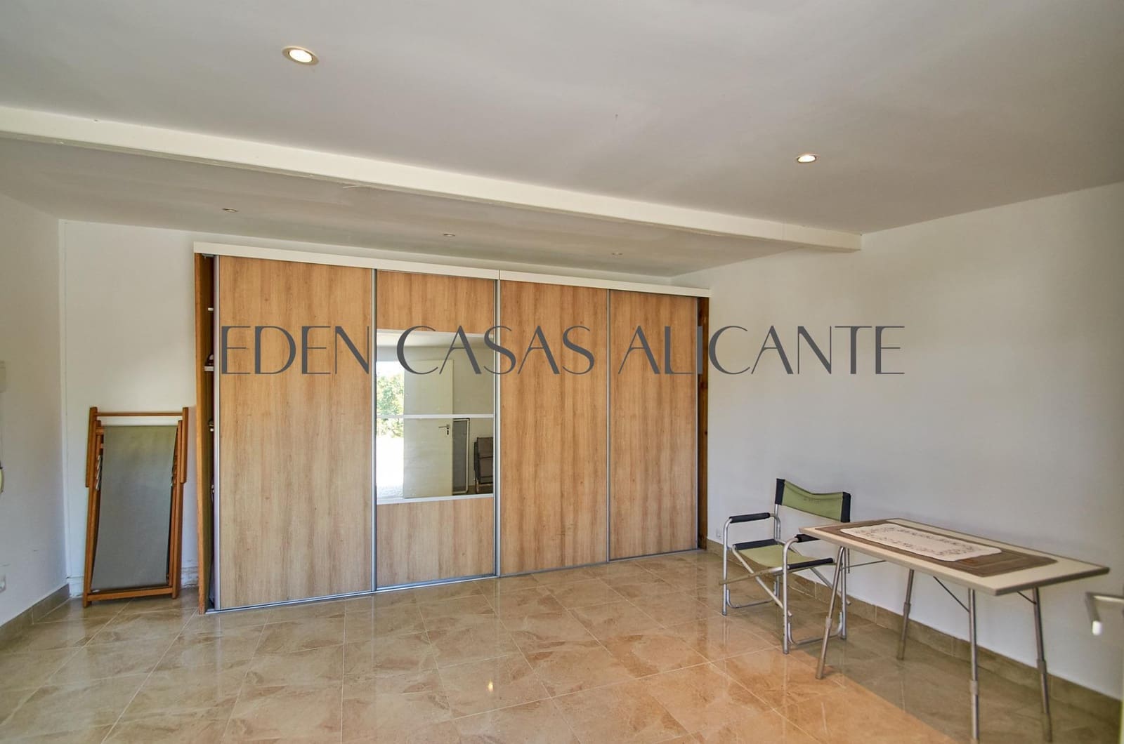 4 quarto Moradia para venda em Busot com piscina garagem - 450 000 € (Ref: 9867124)