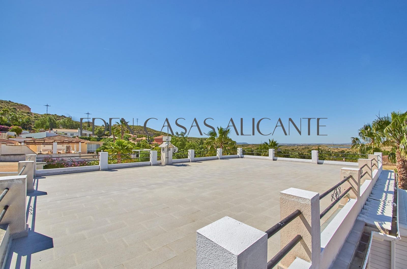 4 quarto Moradia para venda em Busot com piscina garagem - 450 000 € (Ref: 9867124)