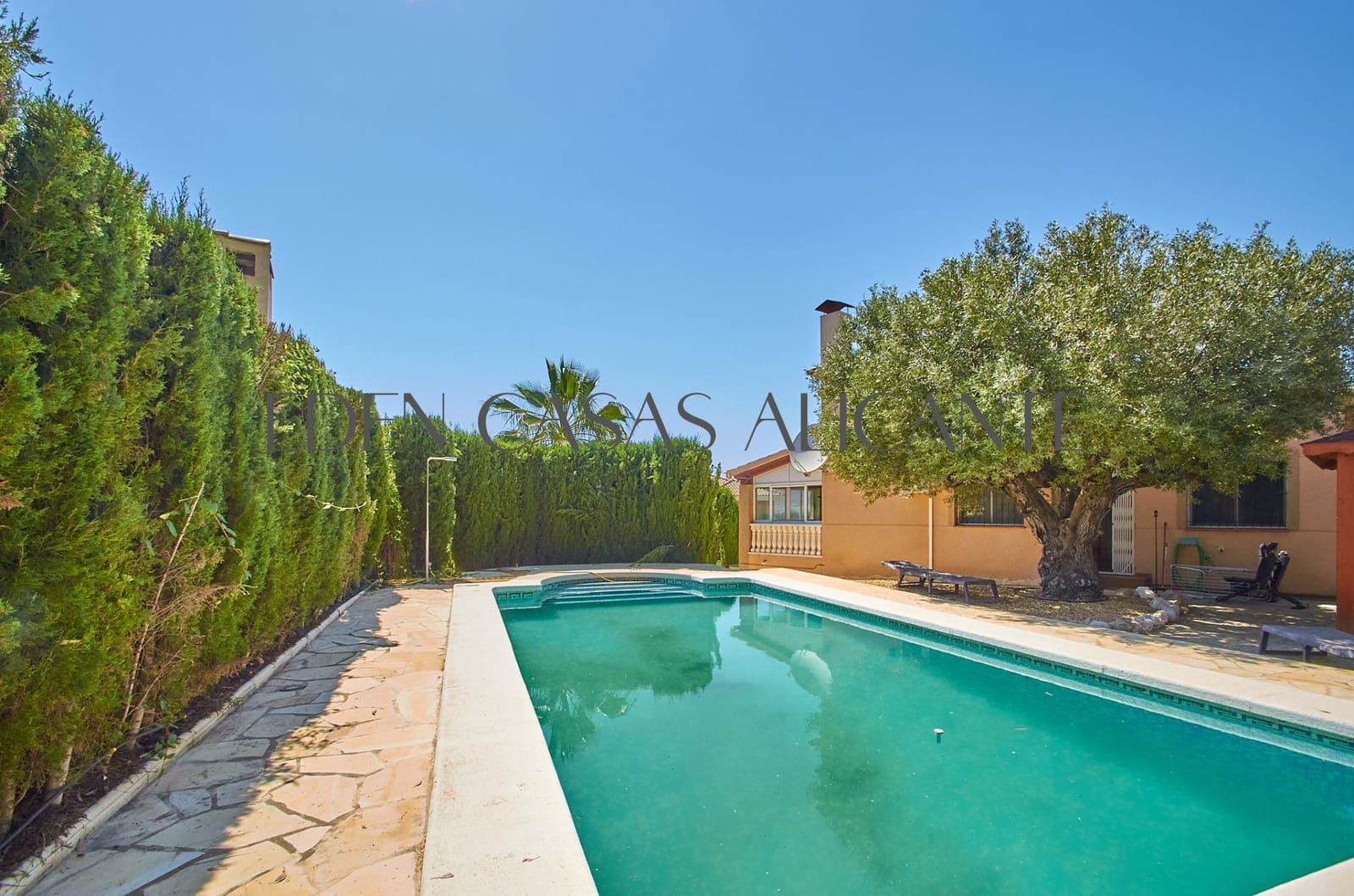4 soveværelse Villa til salg i Busot med swimmingpool - € 360.000 (Ref: 9876598)
