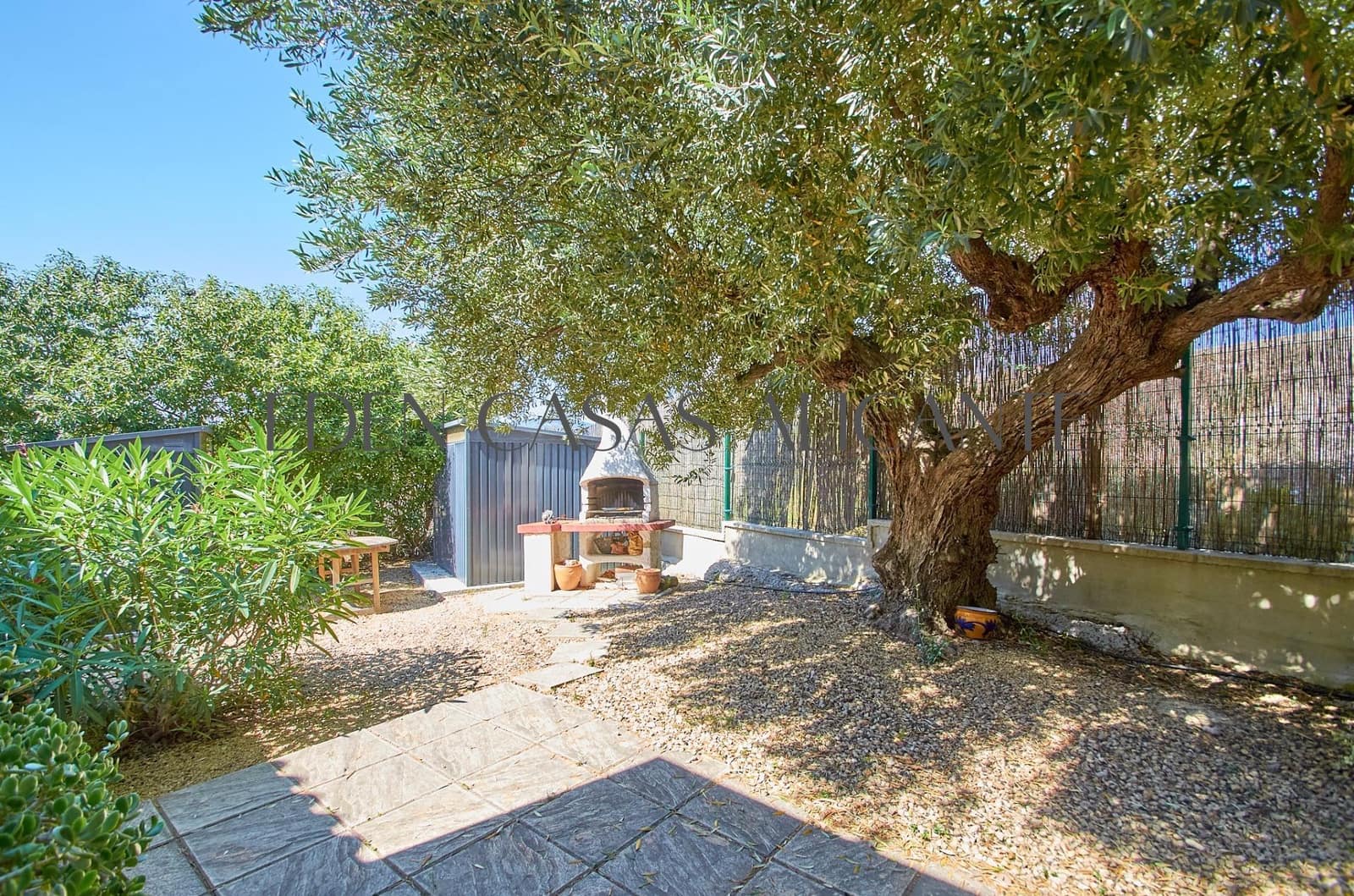 4 soveværelse Villa til salg i Busot med swimmingpool - € 360.000 (Ref: 9876598)