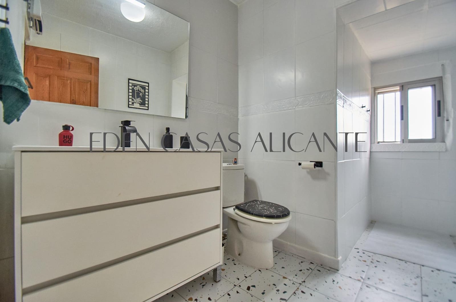 Chalet de 3 habitaciones en Biar en venta - 199.900 € (Ref: 9904156)