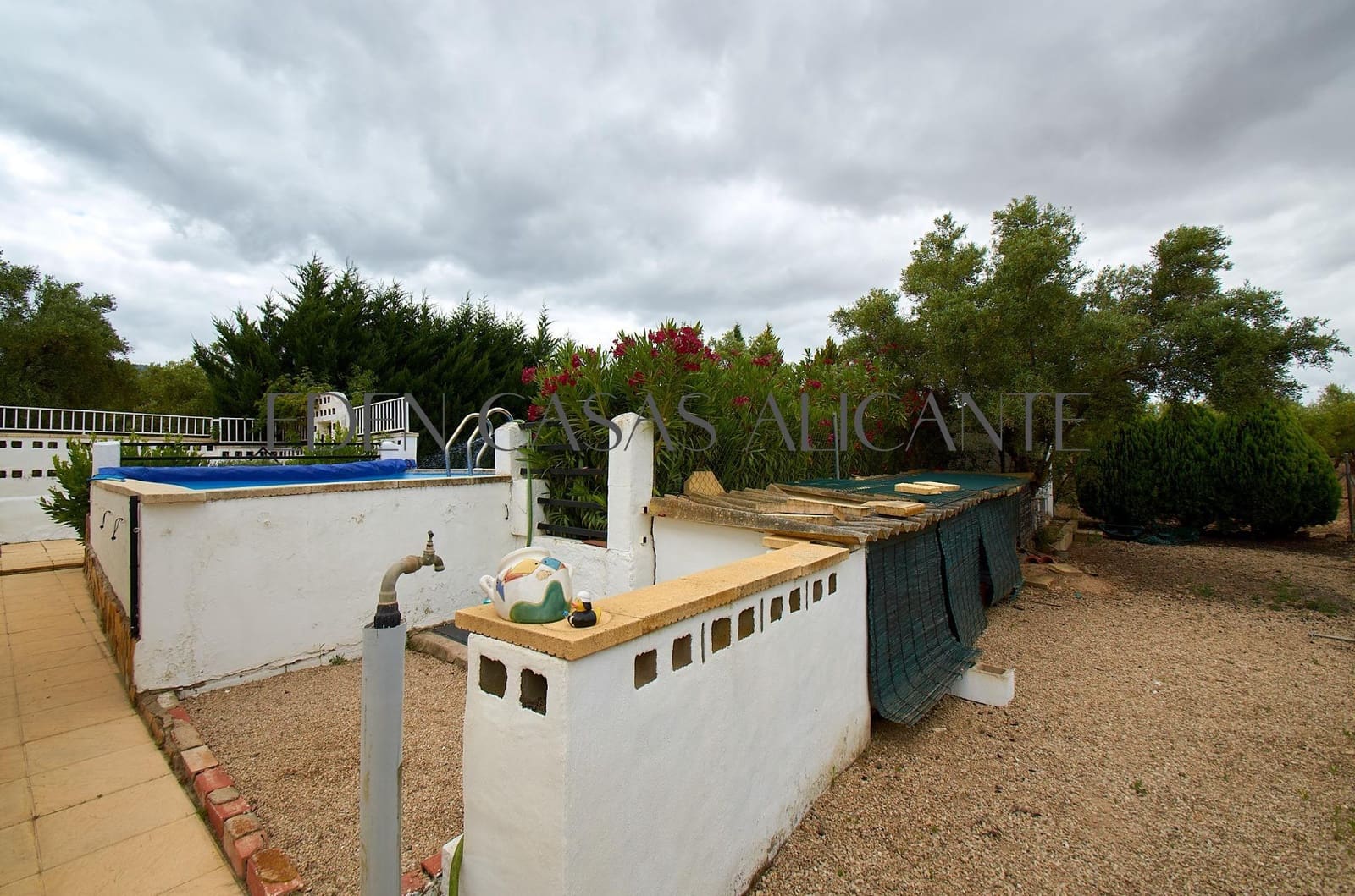 Chalet de 3 habitaciones en Biar en venta - 199.900 € (Ref: 9904156)