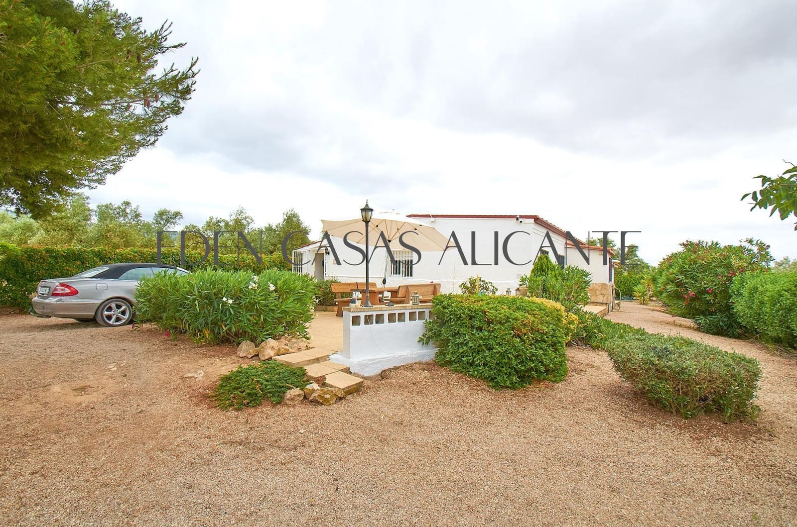 Chalet de 3 habitaciones en Biar en venta - 199.900 € (Ref: 9904156)