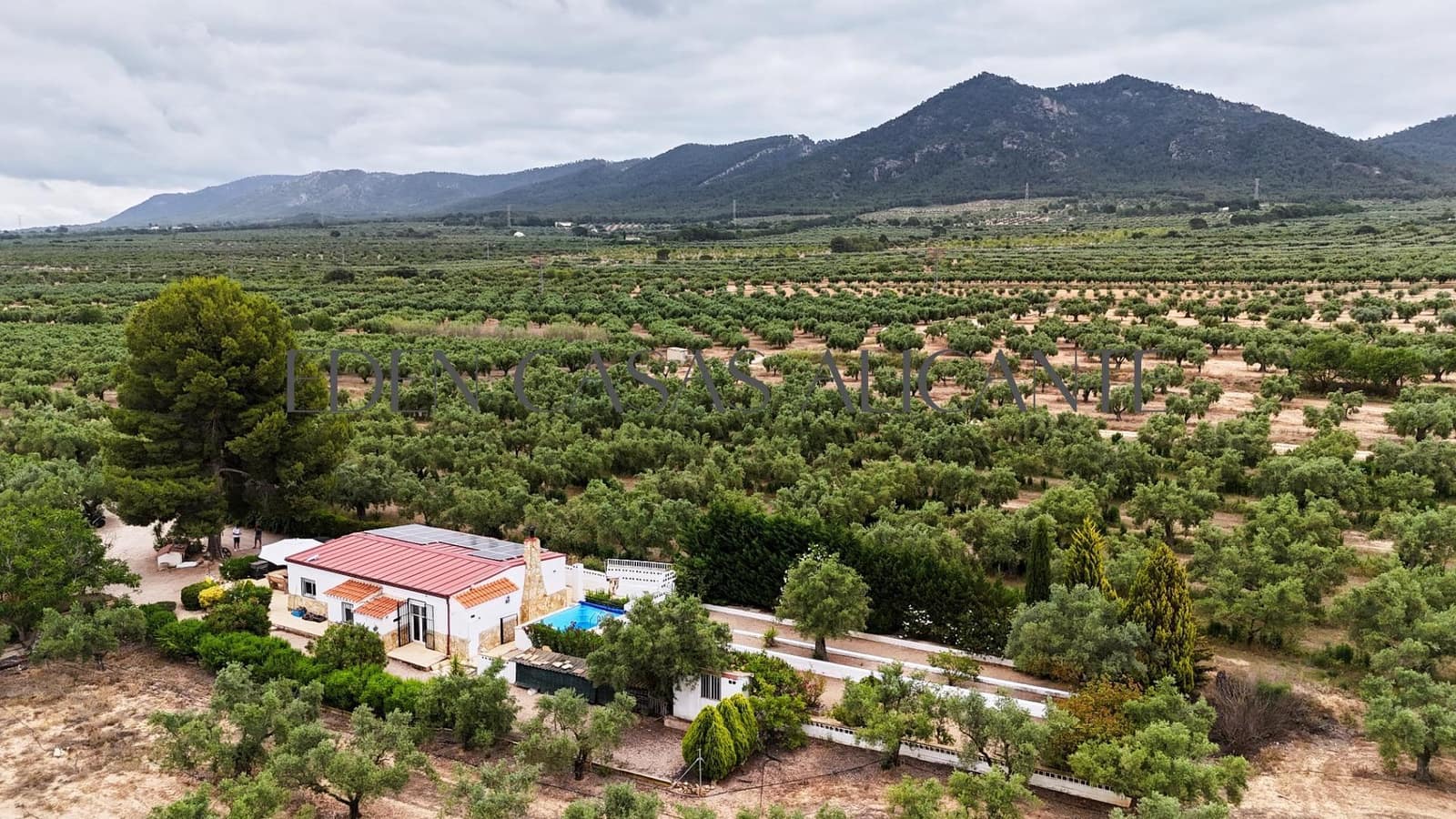 3 bedroom Villa for sale in Biar - € 199,900 (Ref: 9904156)