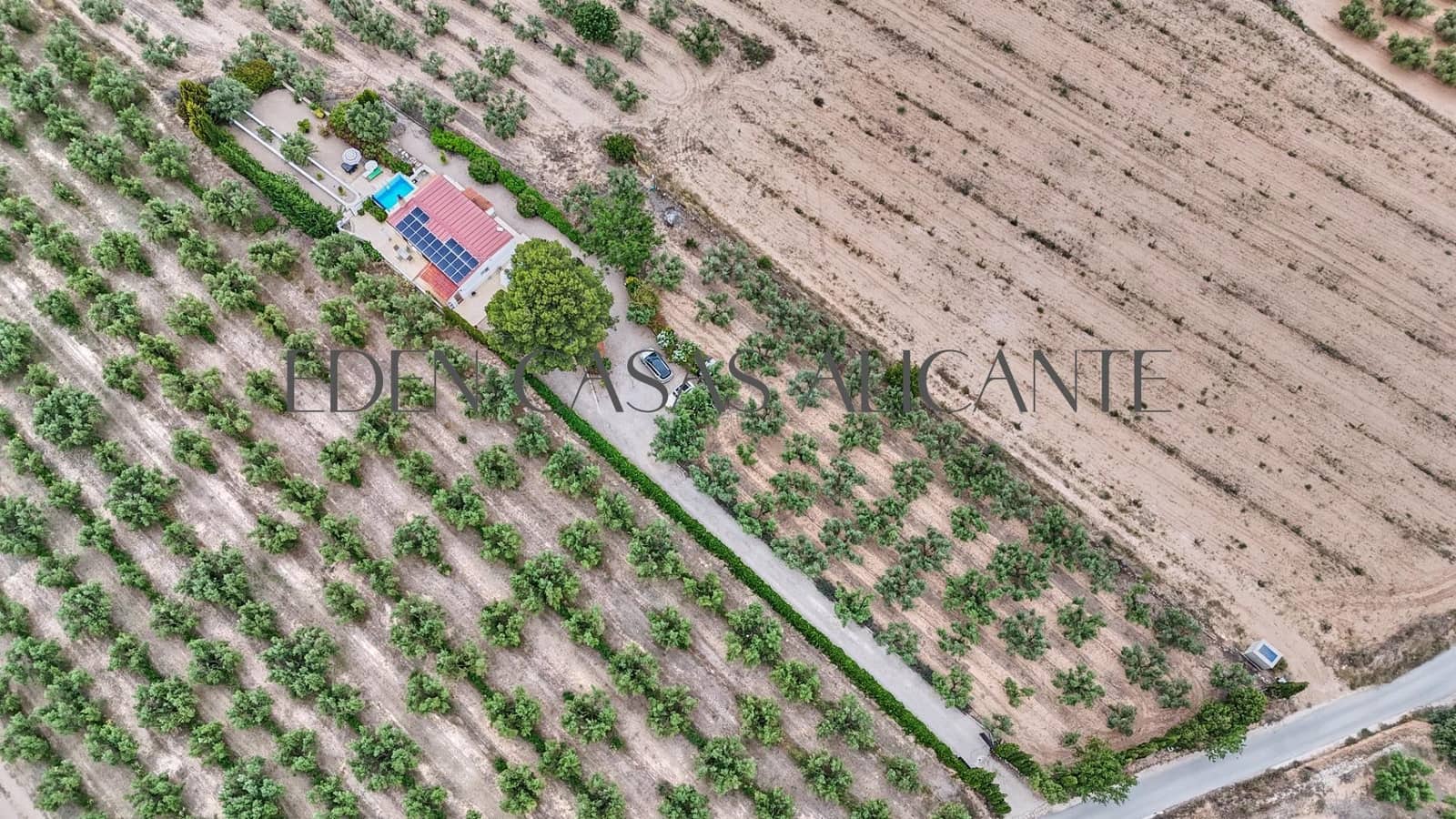 3 bedroom Villa for sale in Biar - € 199,900 (Ref: 9904156)