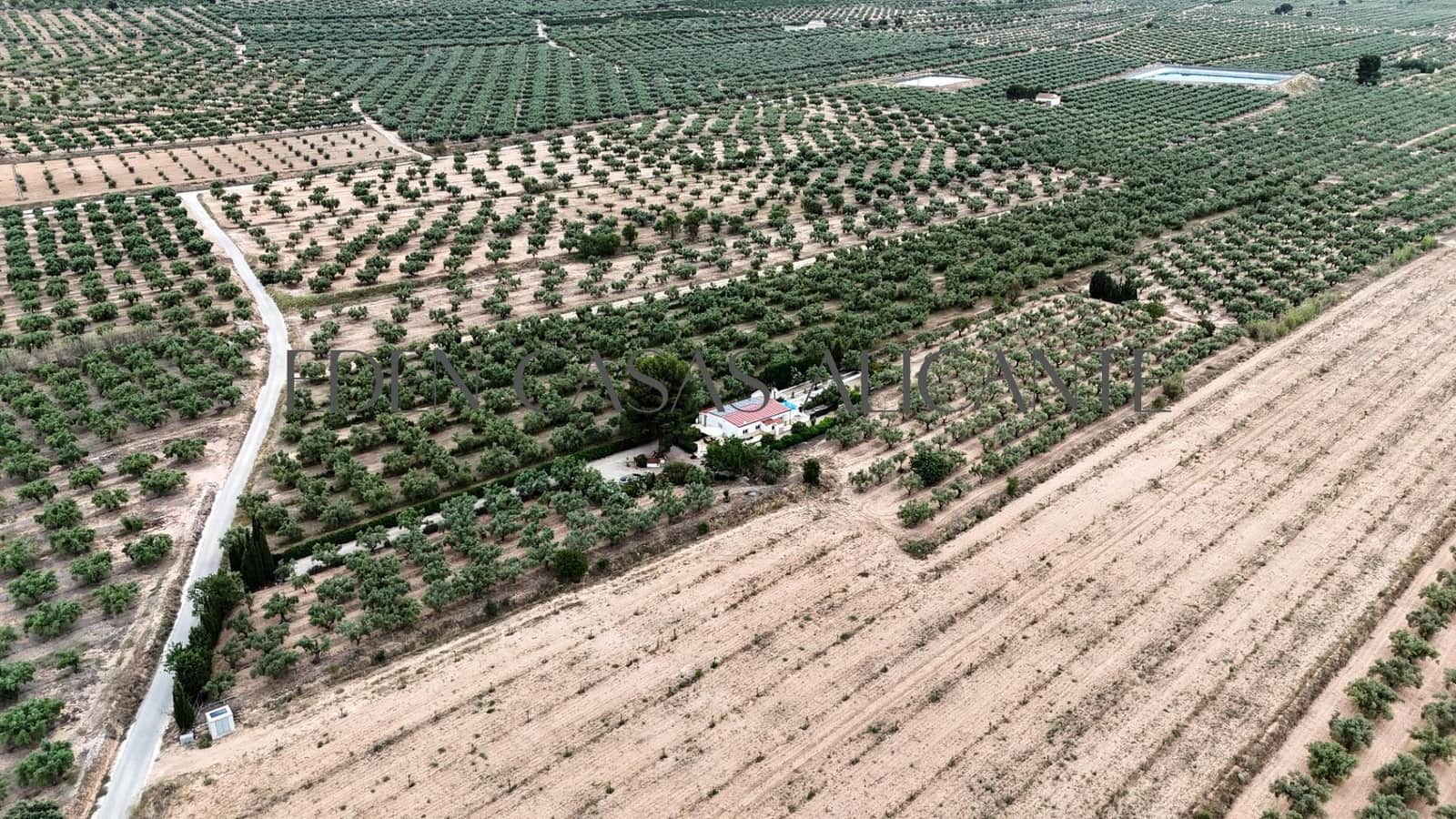 3 bedroom Villa for sale in Biar - € 199,900 (Ref: 9904156)