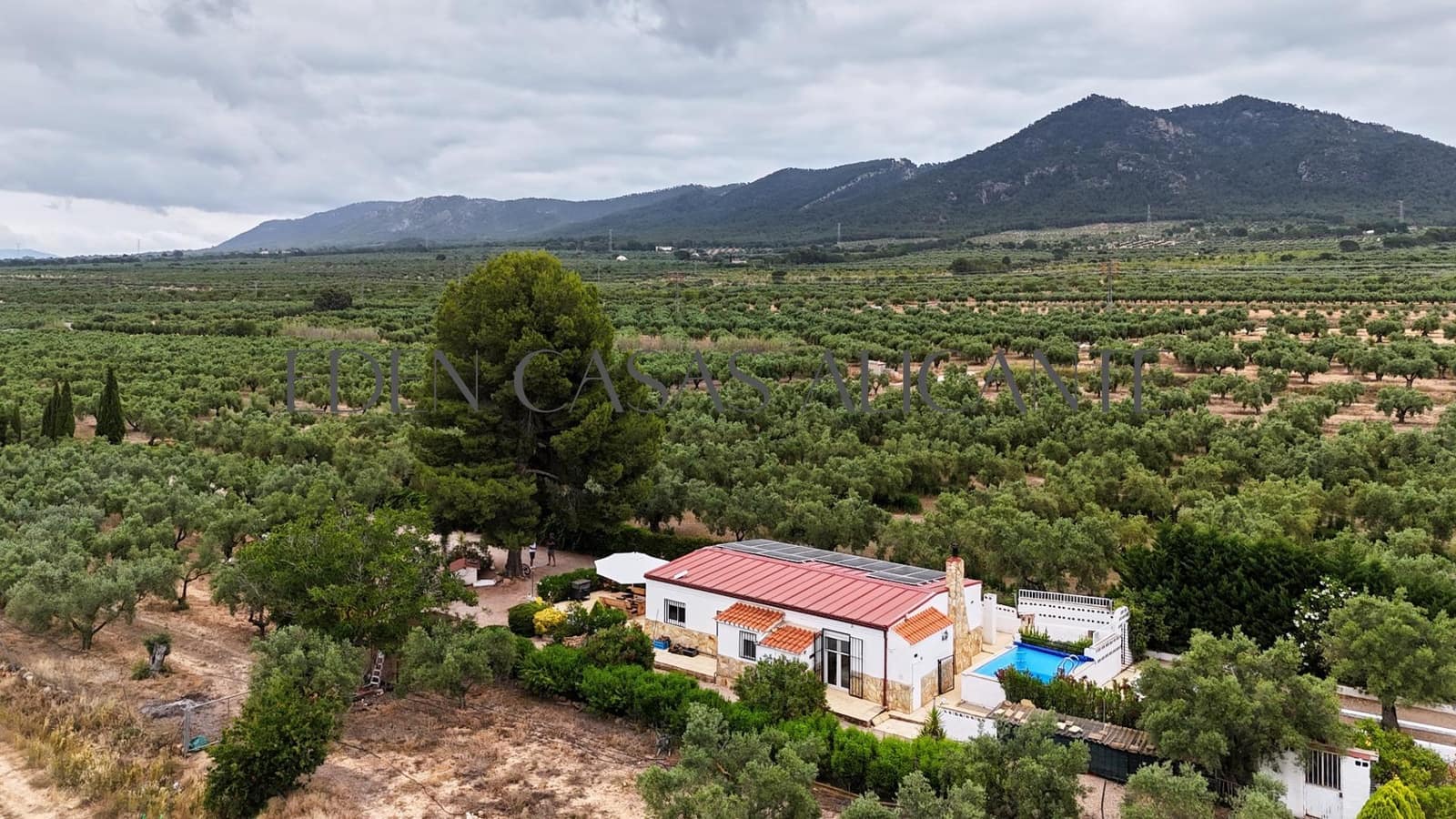 3 bedroom Villa for sale in Biar - € 199,900 (Ref: 9904156)